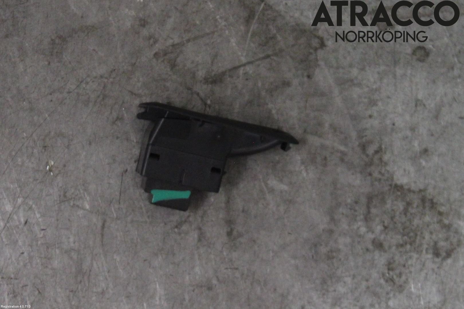 Skoda KAMIQ 20- Strömställare Baklucka