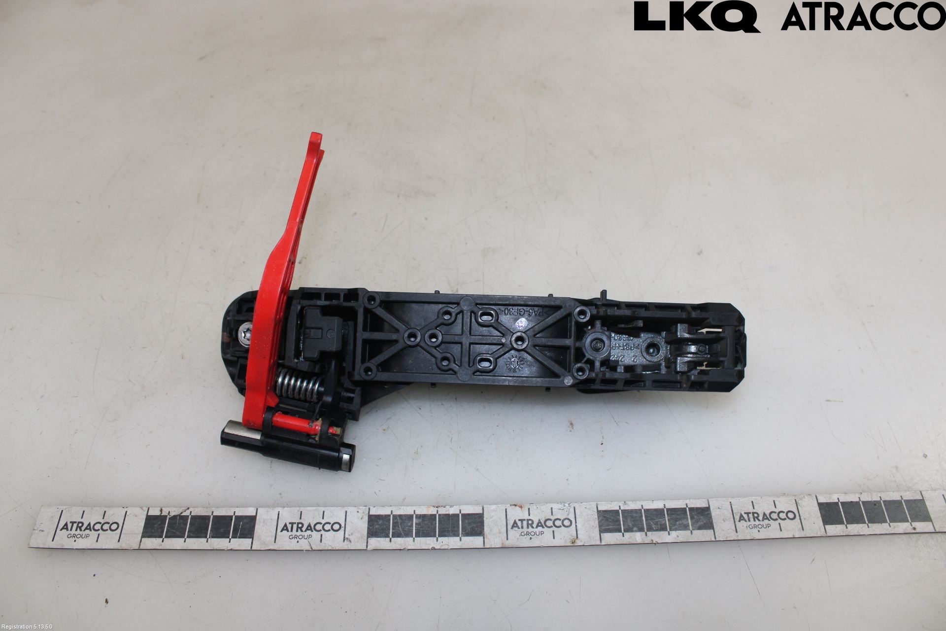 Toyota YARIS XP130 12-14 Dörrhandtag Yttre Hö