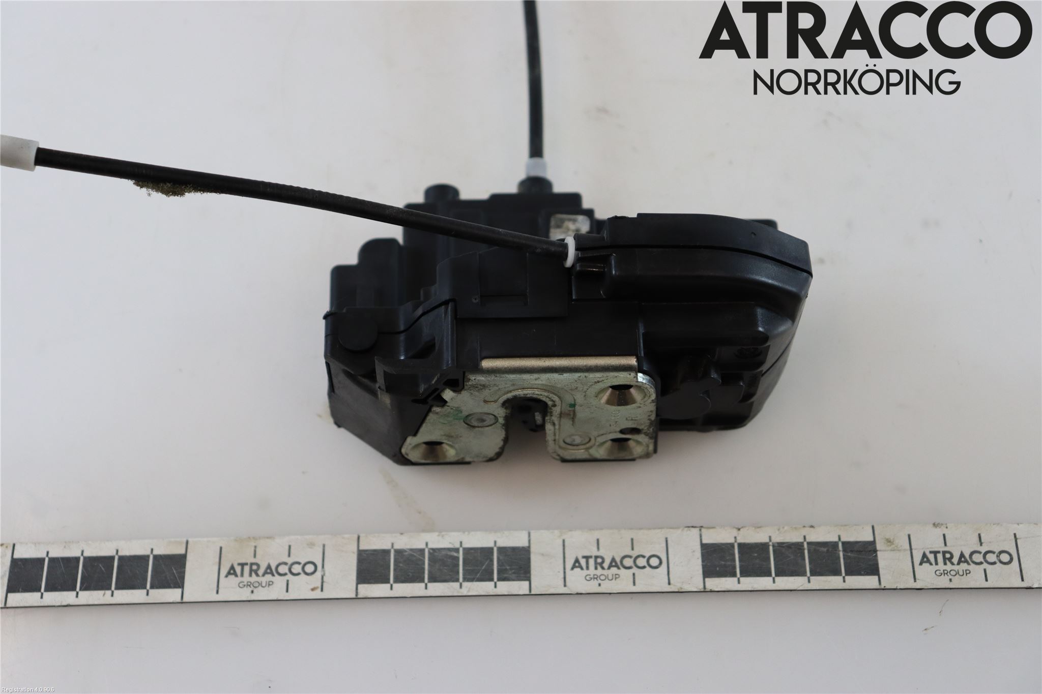 Nissan NAVARA 05-16 Låskista-Dörrlås