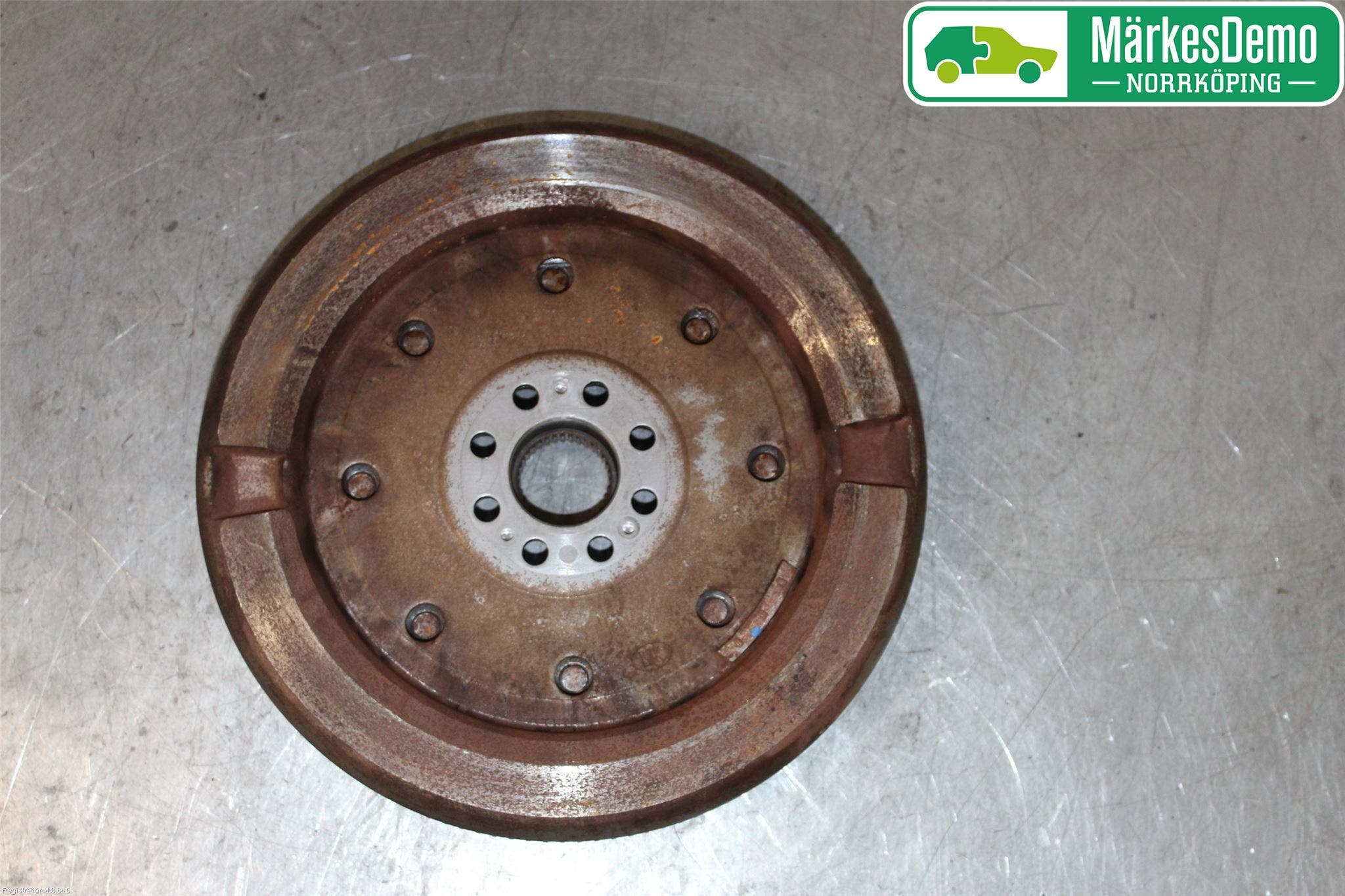 Volkswagen VW PASSAT 15-19 Svänghjul Aut