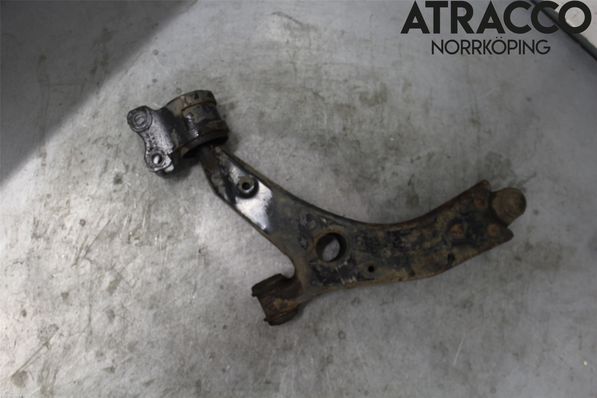 Volvo V50 08-12 Bärarm Fram Undre Hö