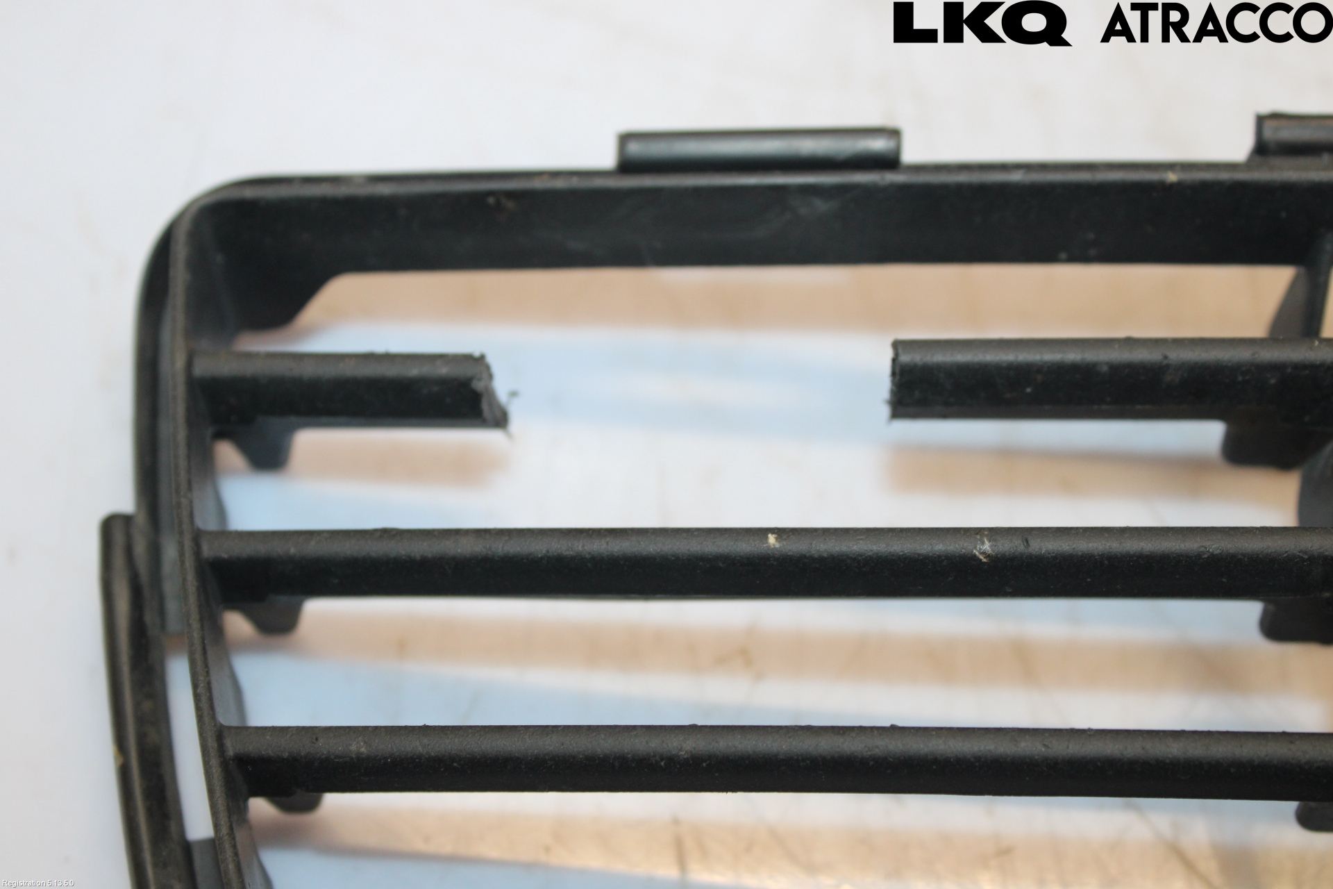 Toyota AURIS 07-09 Grilldel Mitt