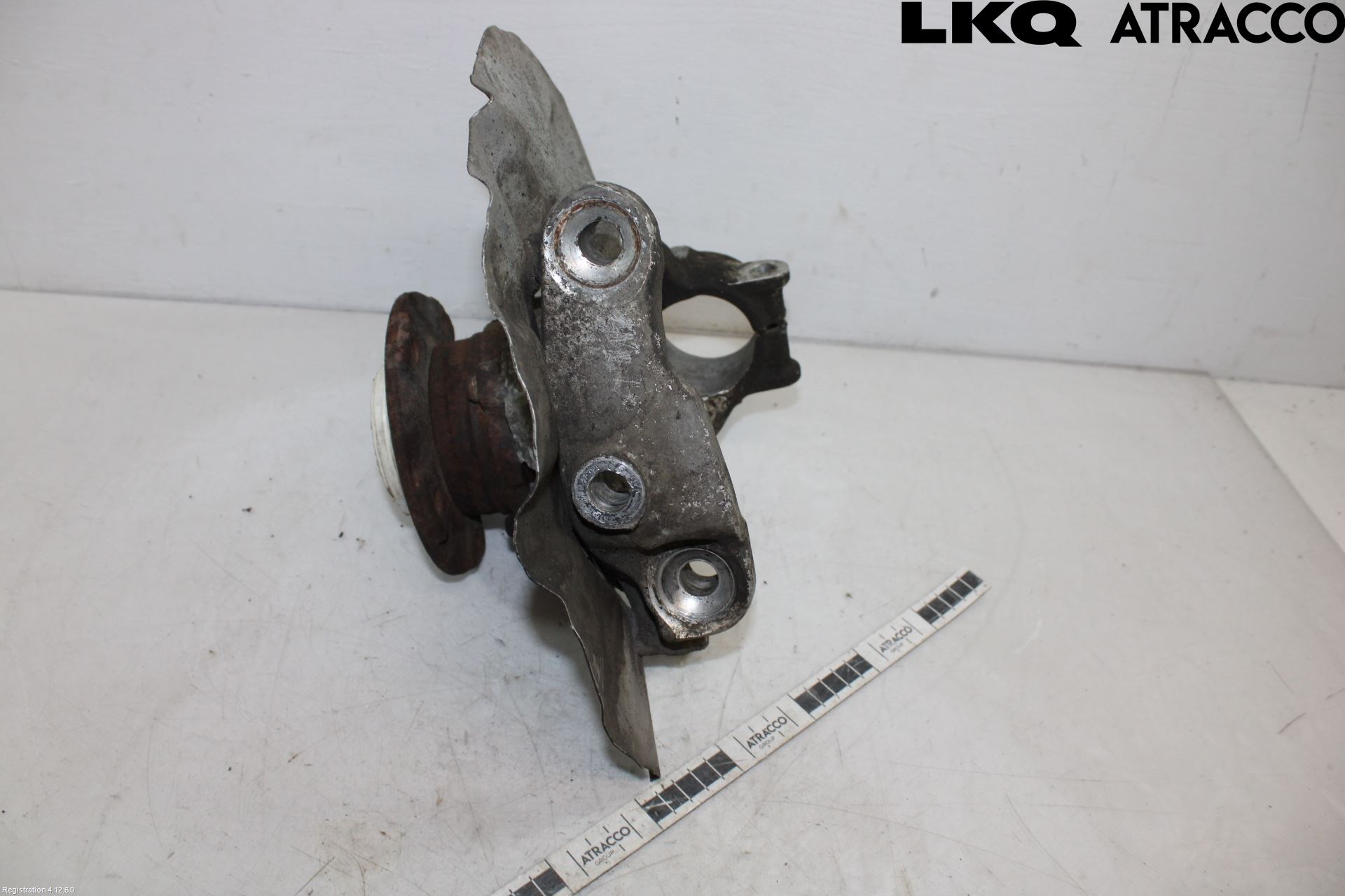 BMW 5 E60/61 Sed/Tou 02-10 Styrspindel Lagerhus Hö
