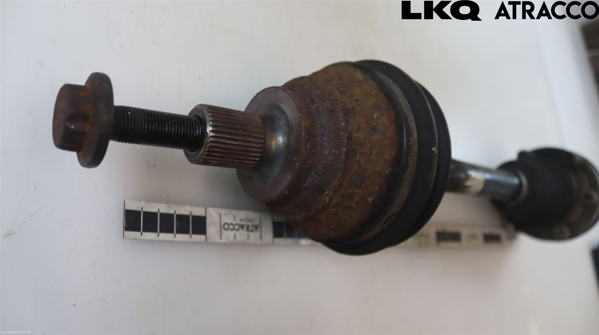 Volkswagen VW PASSAT 05-11 Drivaxel Fram Vänster