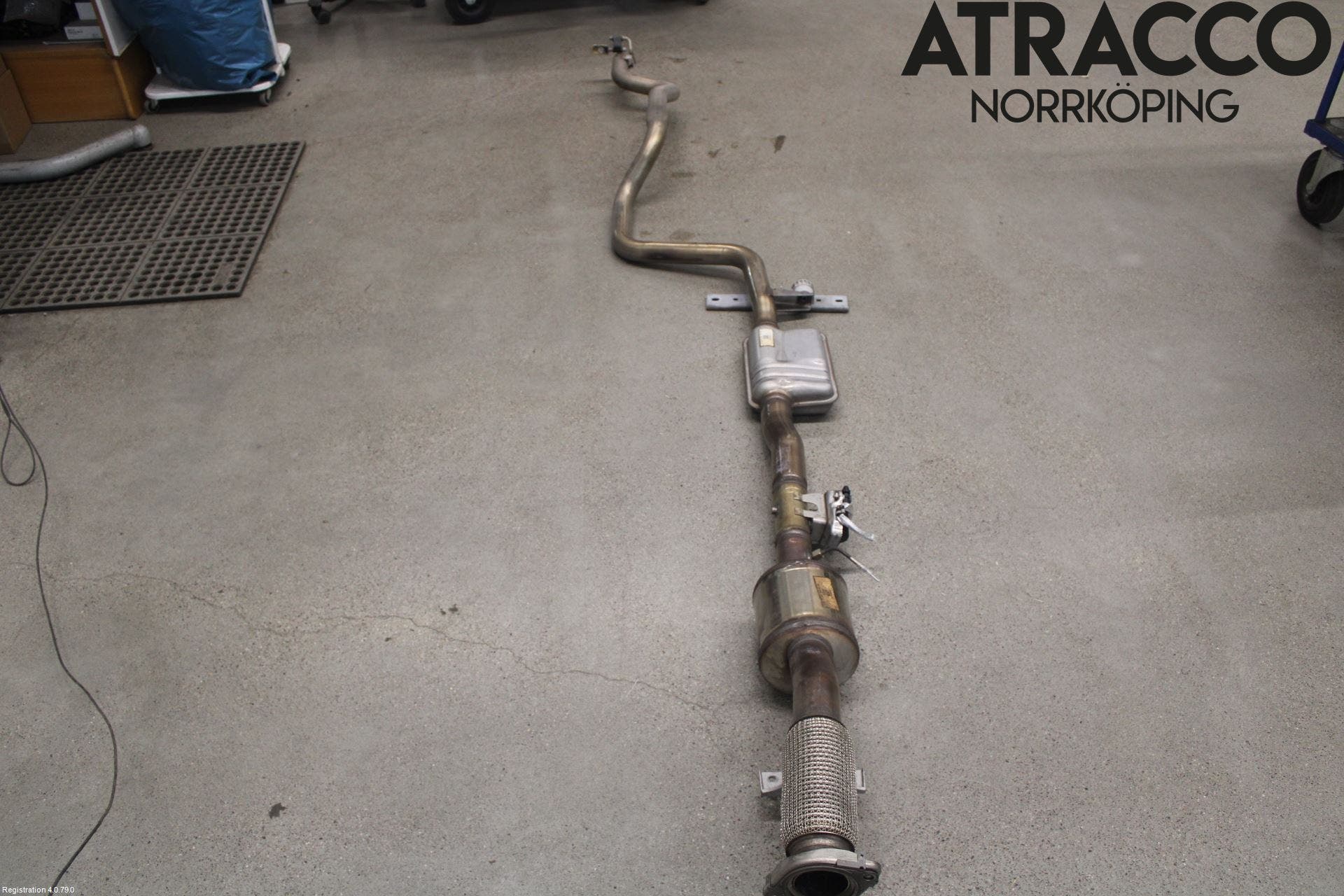 Mercedes-Benz MB A-KLASS (W177) 18- Avgas Halvsats