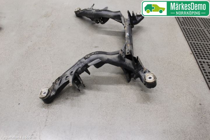 Audi A6/S6 4G 11-18 Bakaxelbalk