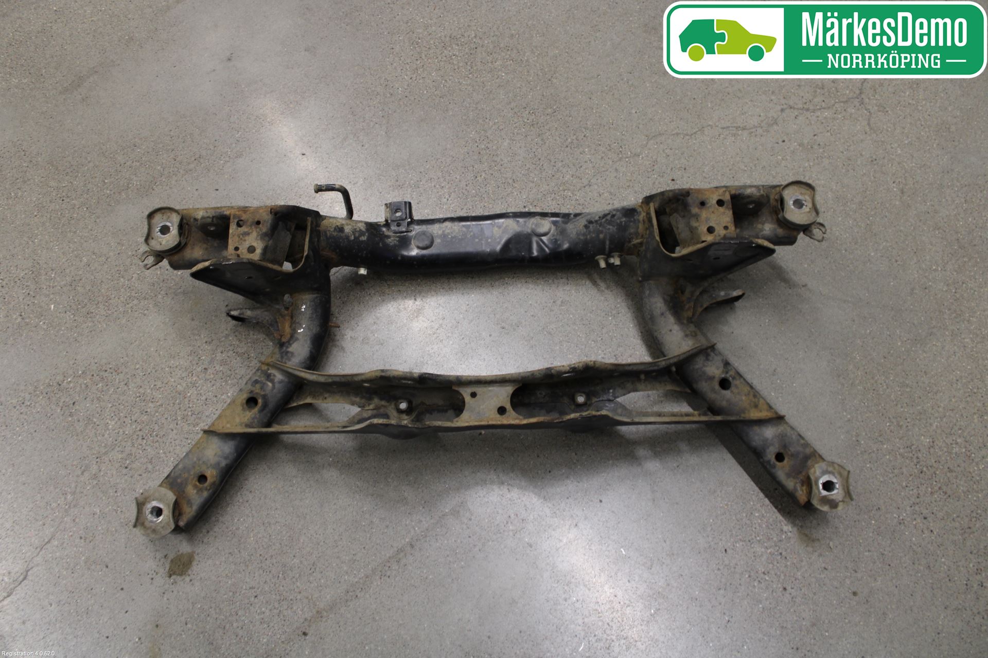 Skoda SUPERB 16-24 Bakaxelbalk