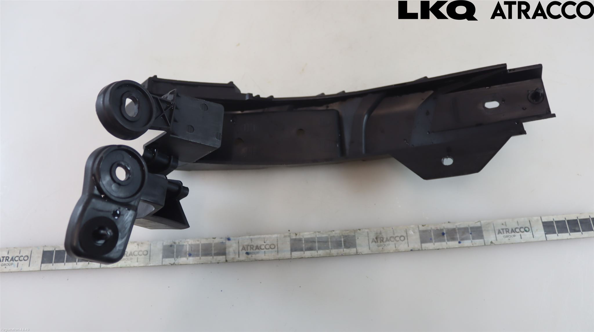 Jaguar F-PACE Stötfångarfäste Bak Vä