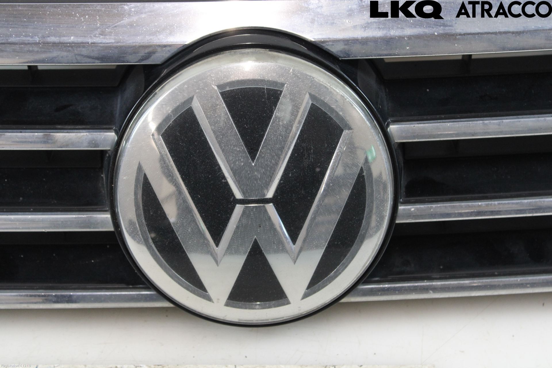 Volkswagen VW PASSAT 15-19 Grill Komp