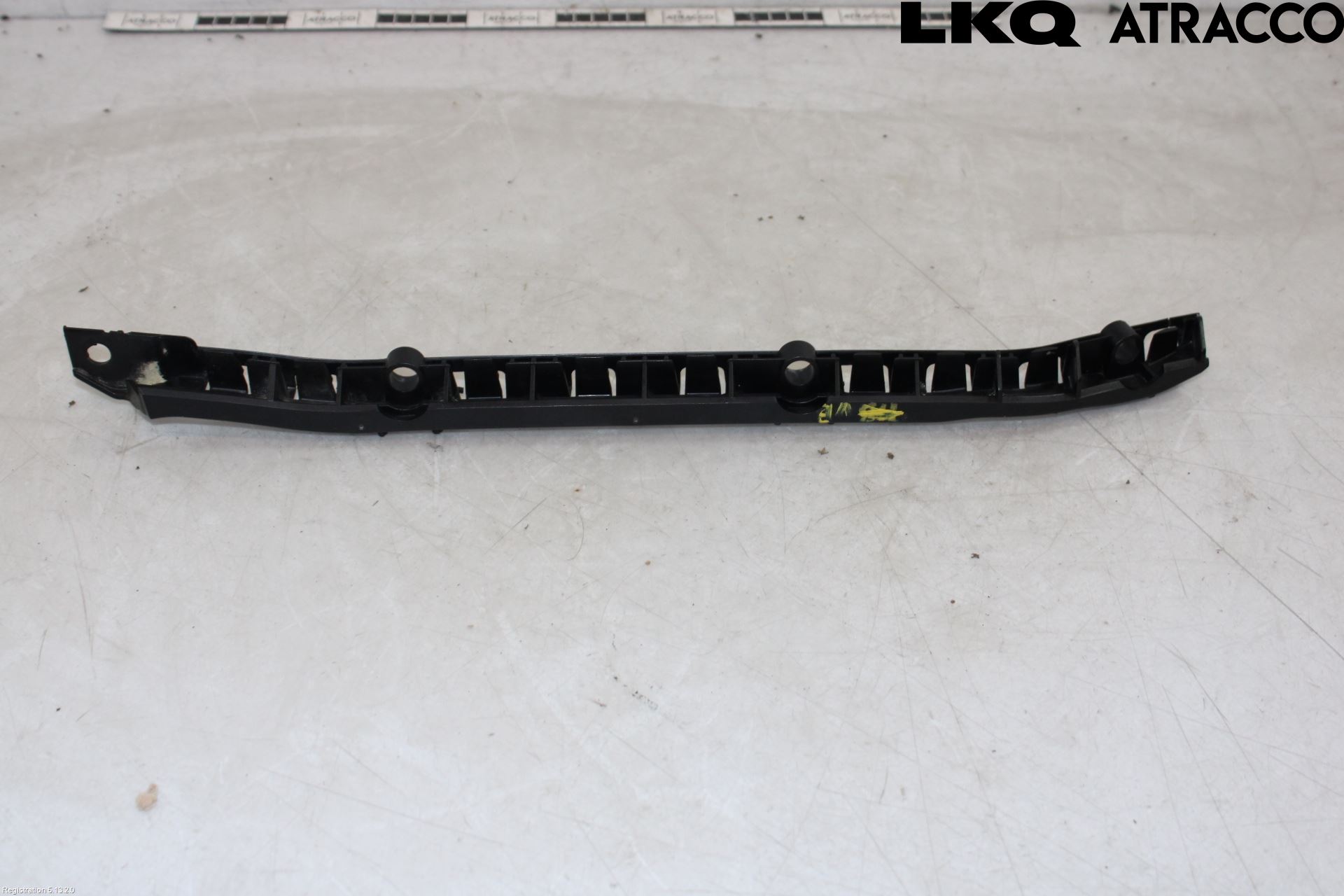 Mercedes-Benz MB C-KLASS (W204) 07-15 Stötfångarfäste Bak Vä