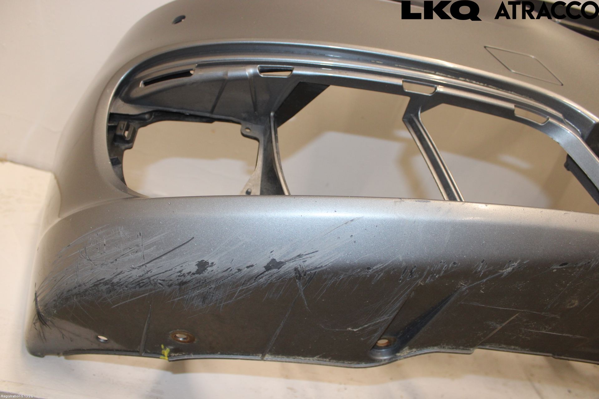 BMW 5 F10/F11/F18 09-17 Stötfångarbeklädnad Fram
