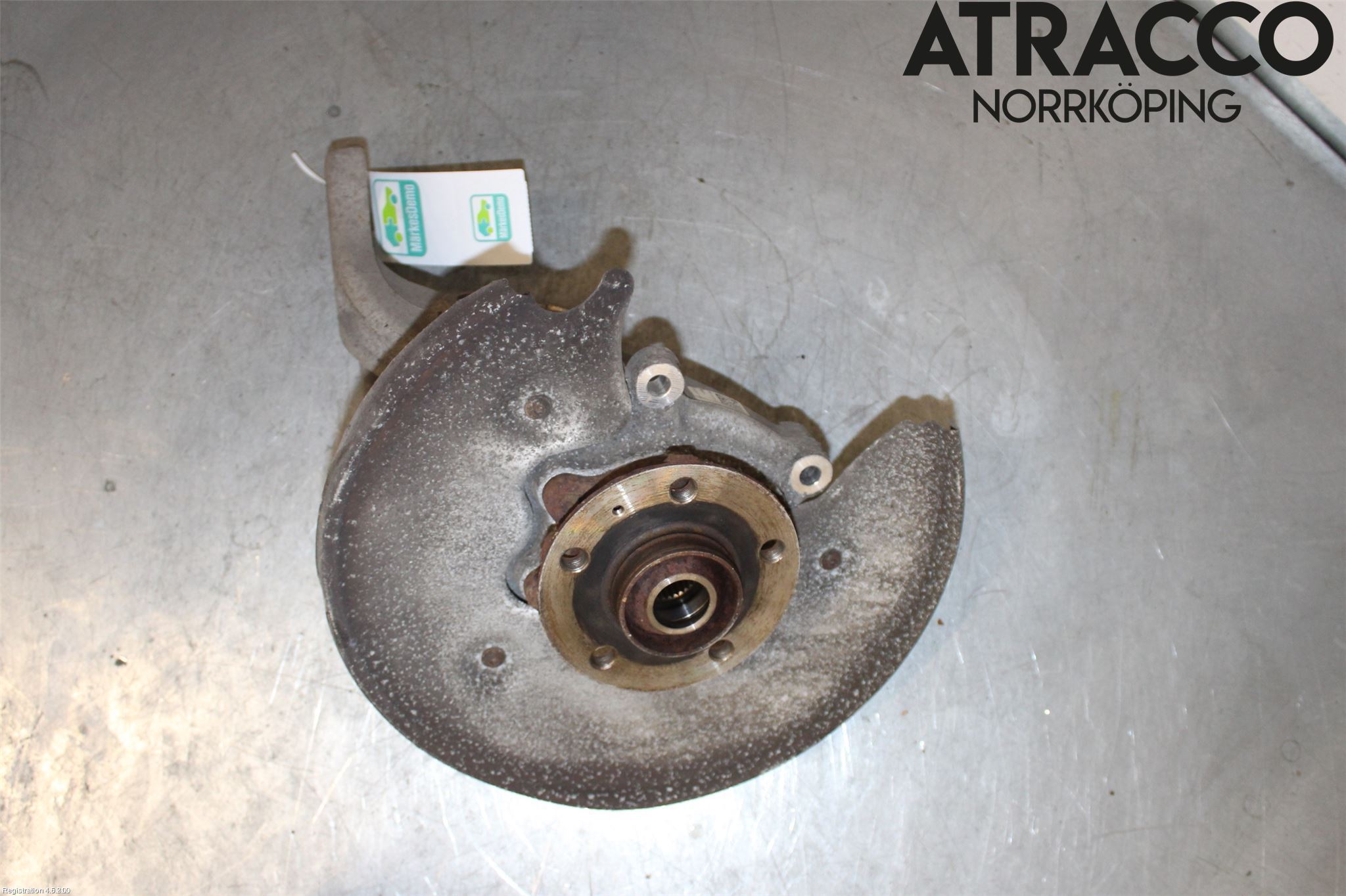 Audi A6 ALLROAD 12-18 Hjullagerhus Bak Vä