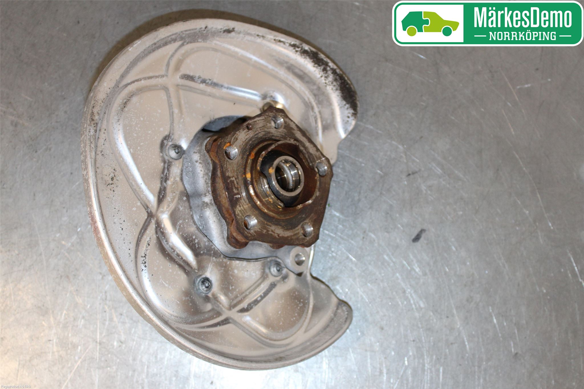 Audi A5 17- Hjullagerhus-Spindel Vä B