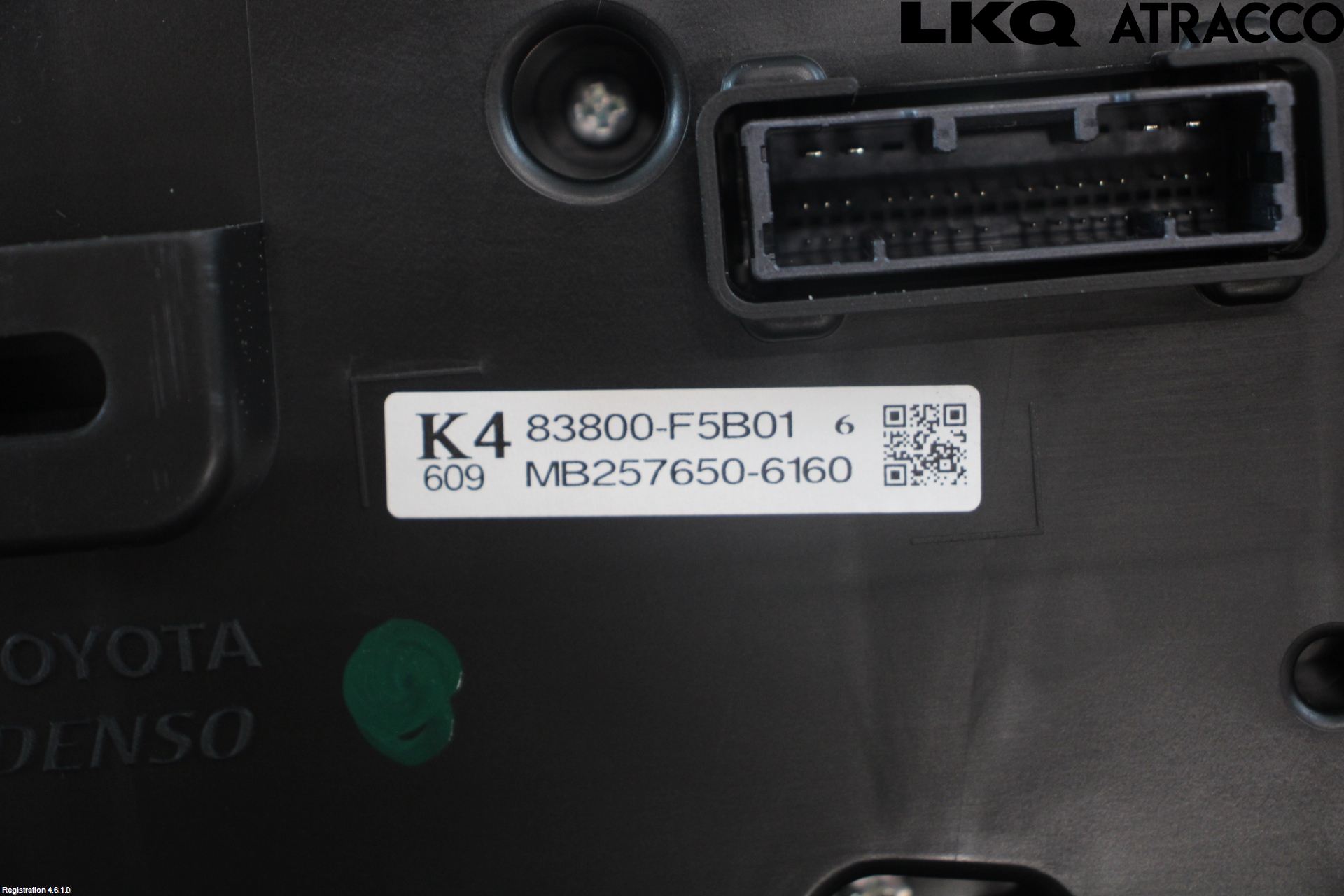 Toyota YARIS CROSS XP21 21- Instrument Komb