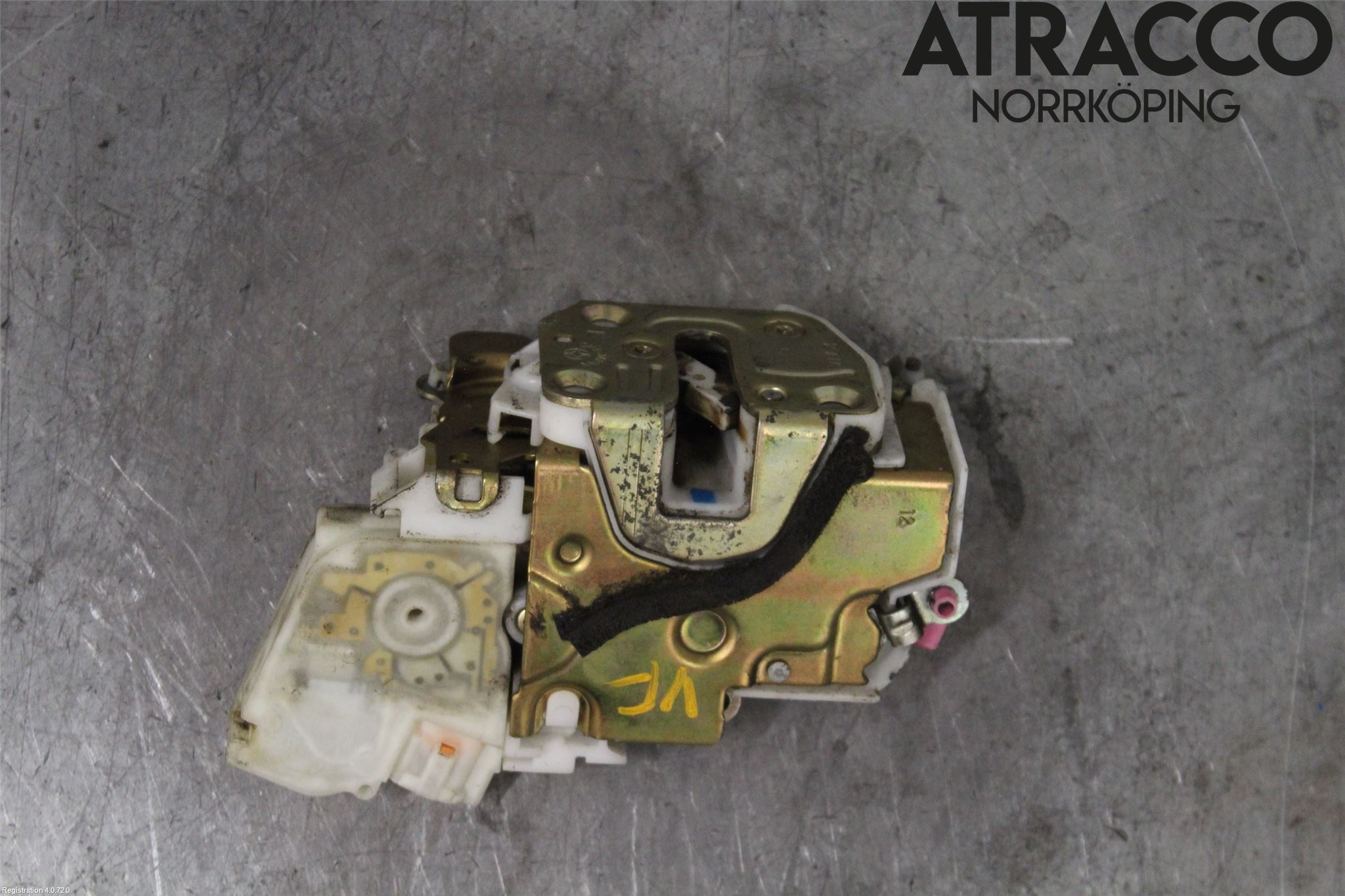 Nissan NAVARA 98-05 Låskista-Dörrlås