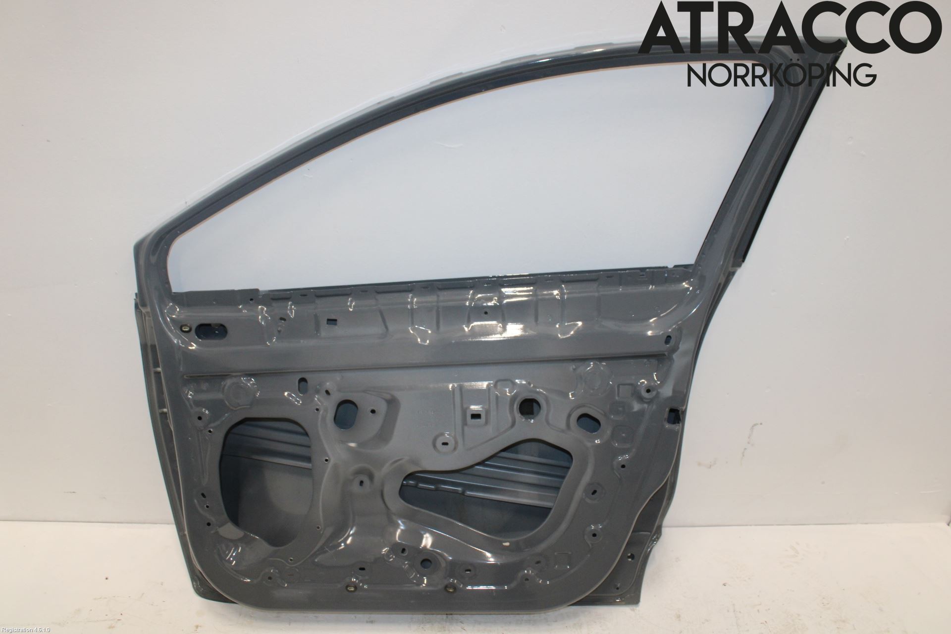 Renault CLIO IV 16-19 Dörr Fram Höger