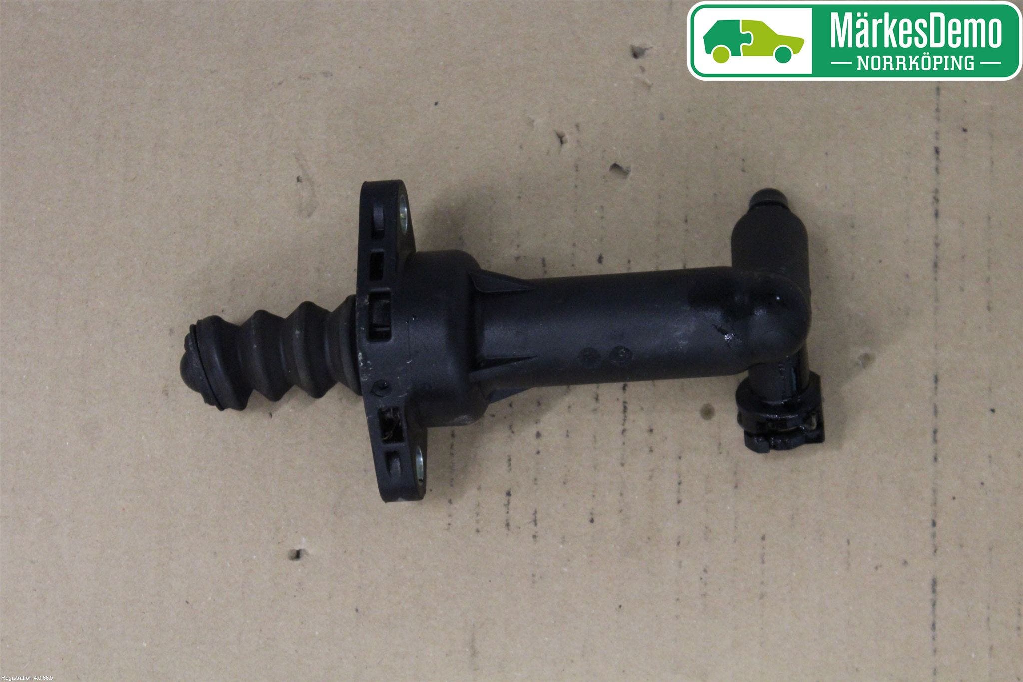 Volkswagen VW GOLF / E-GOLF VII 13-20 Kopplingscylinder Slav