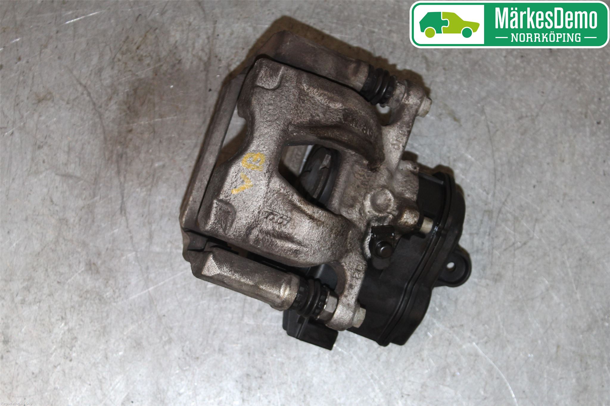 Audi A4/S4 B9 16-19 Bromsok Bak Vänster