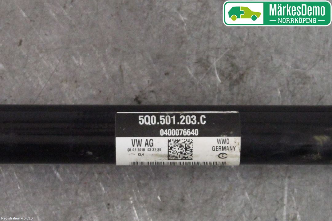 Volkswagen VW T-ROC 18- Drivaxel Bak Vänster