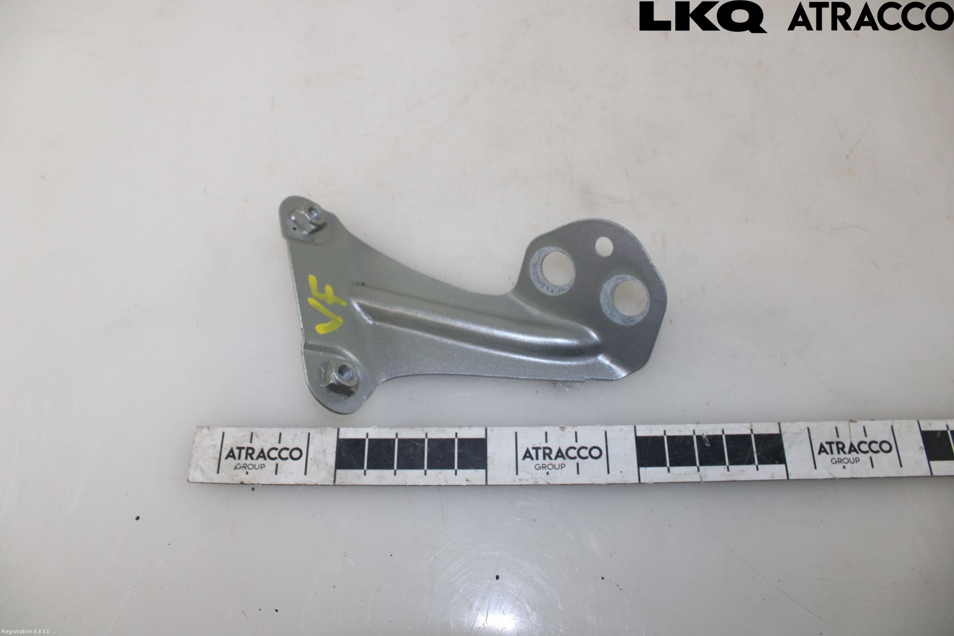 Seat IBIZA V 17-20 Skärmfäste Fram Vä