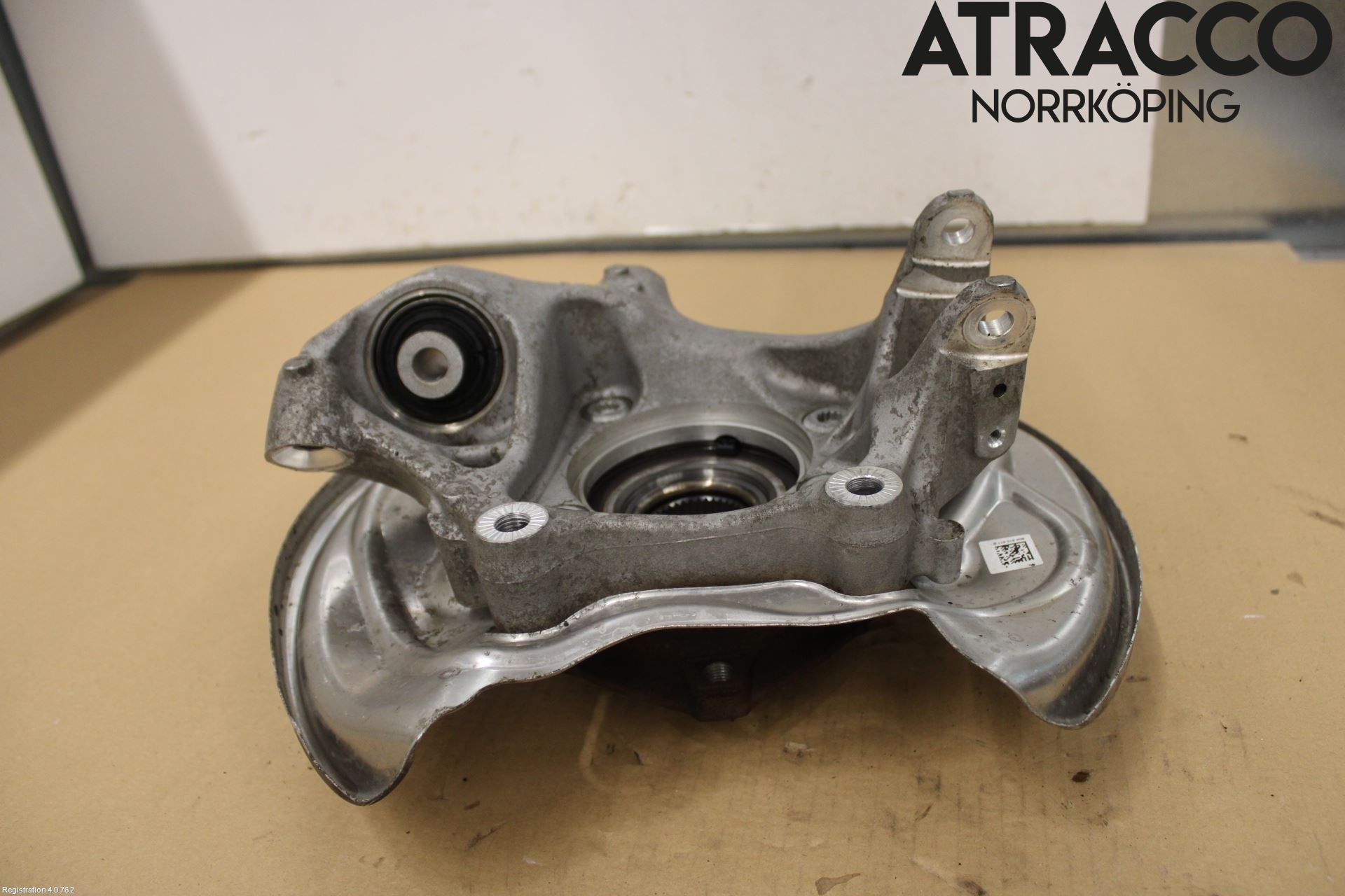 Audi A6 F2/C8 19- Hjullagerhus-Spindel Vä B