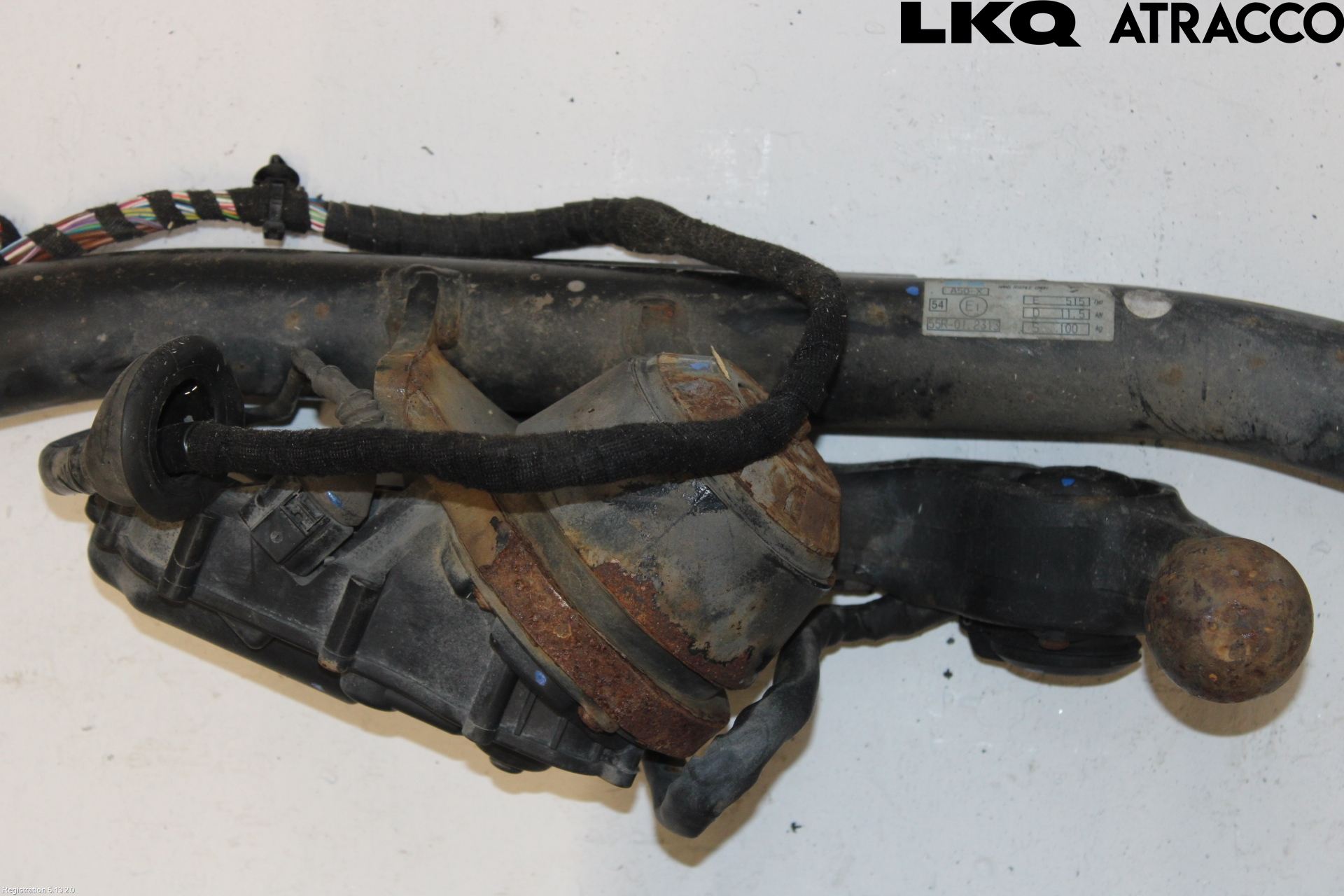 Volkswagen VW PASSAT 15-19 Dragkrok