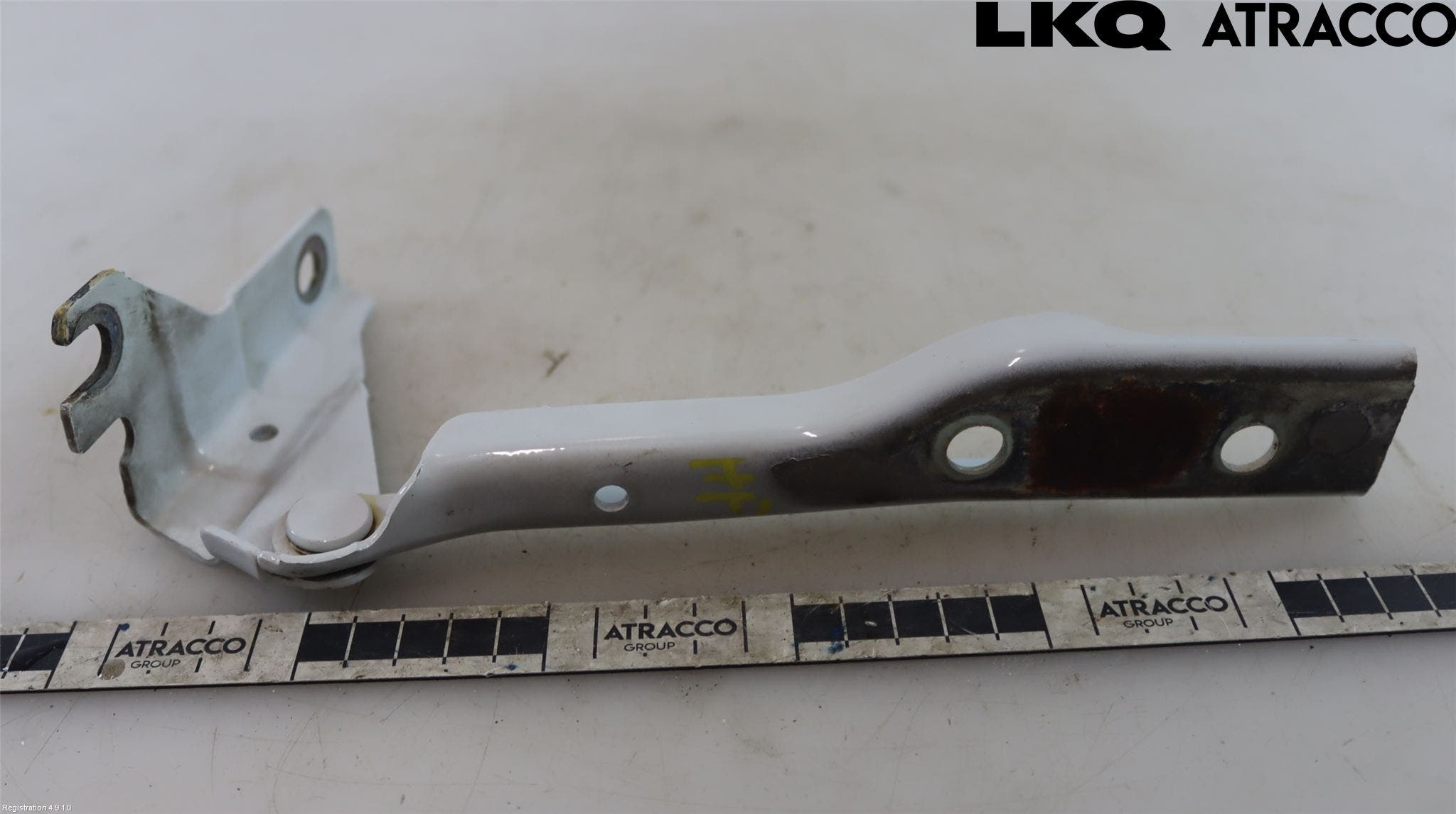 Volkswagen VW POLO 10-17 Huvgångjärn