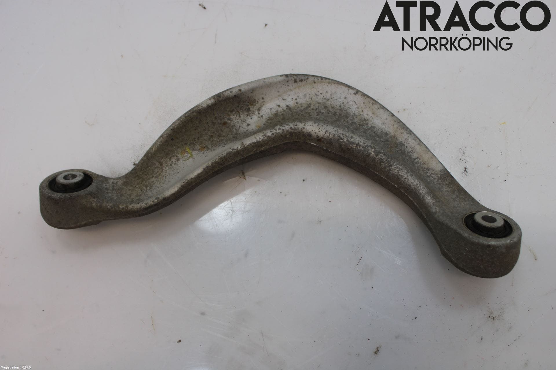 Audi Q5 09-16 Bärarm Bak Övre Höger