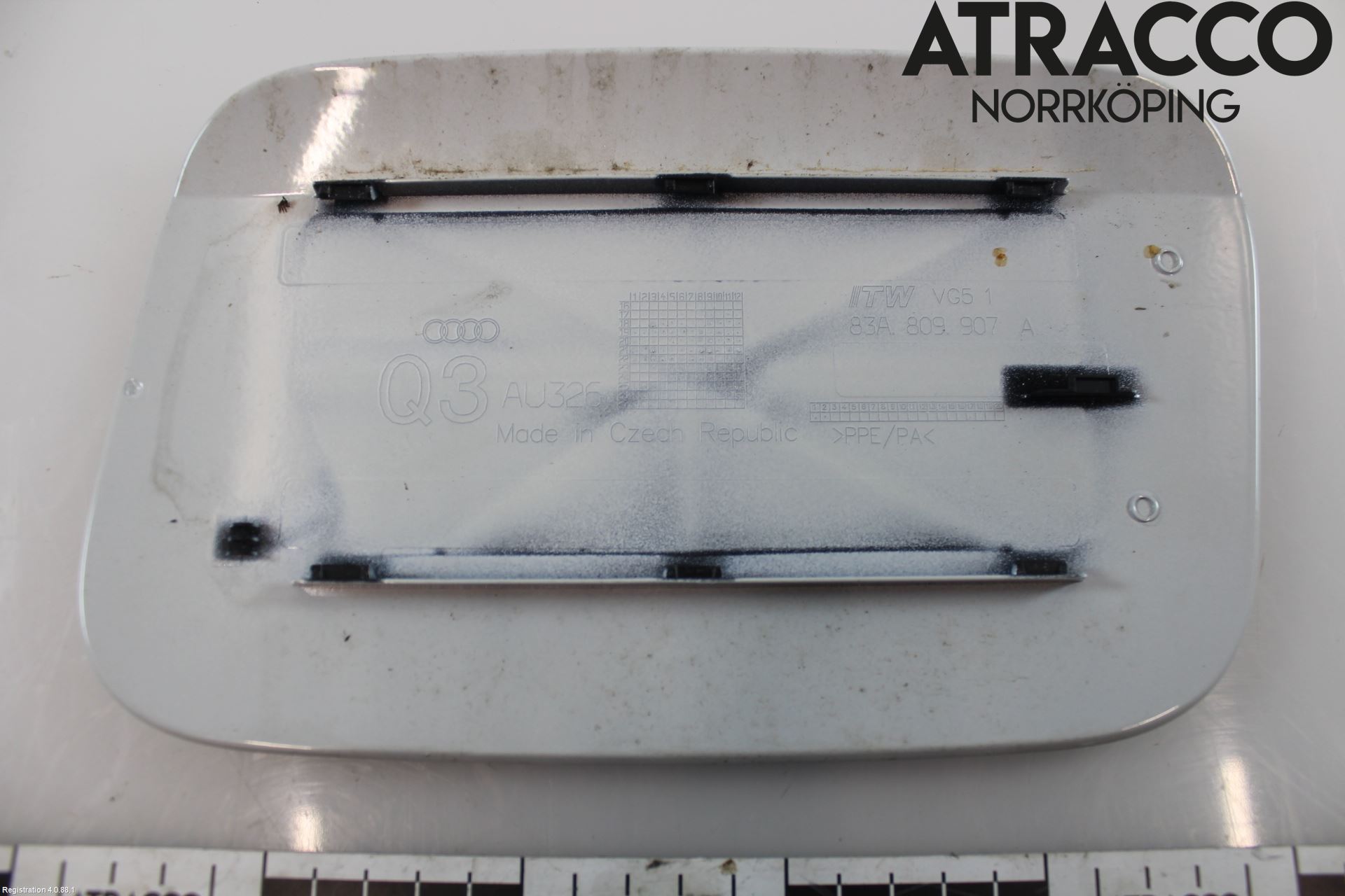 Audi Q3 F3 19- Tanklucka