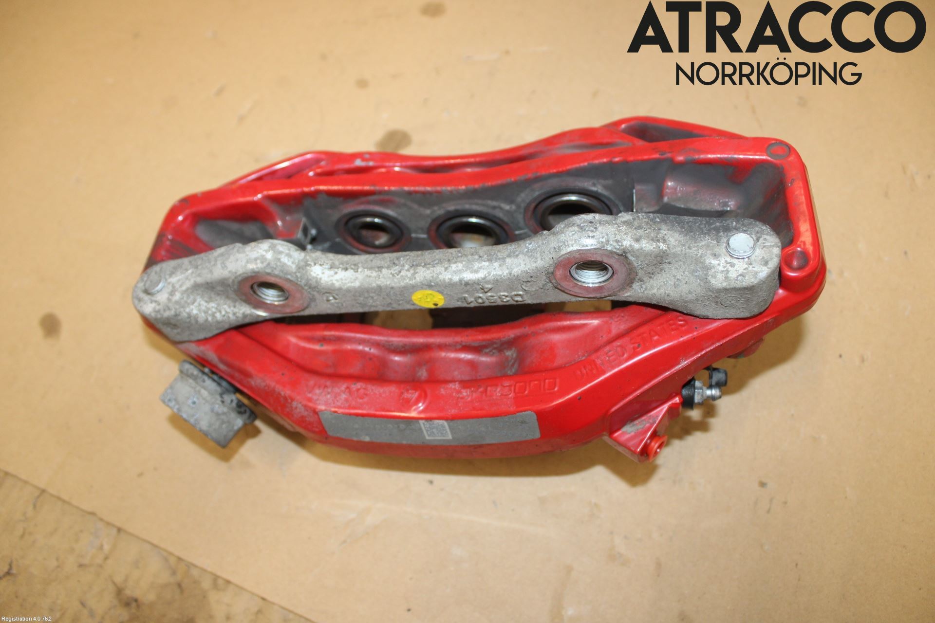 Audi A4/S4 B9 16-19 Bromsok Fram Höger