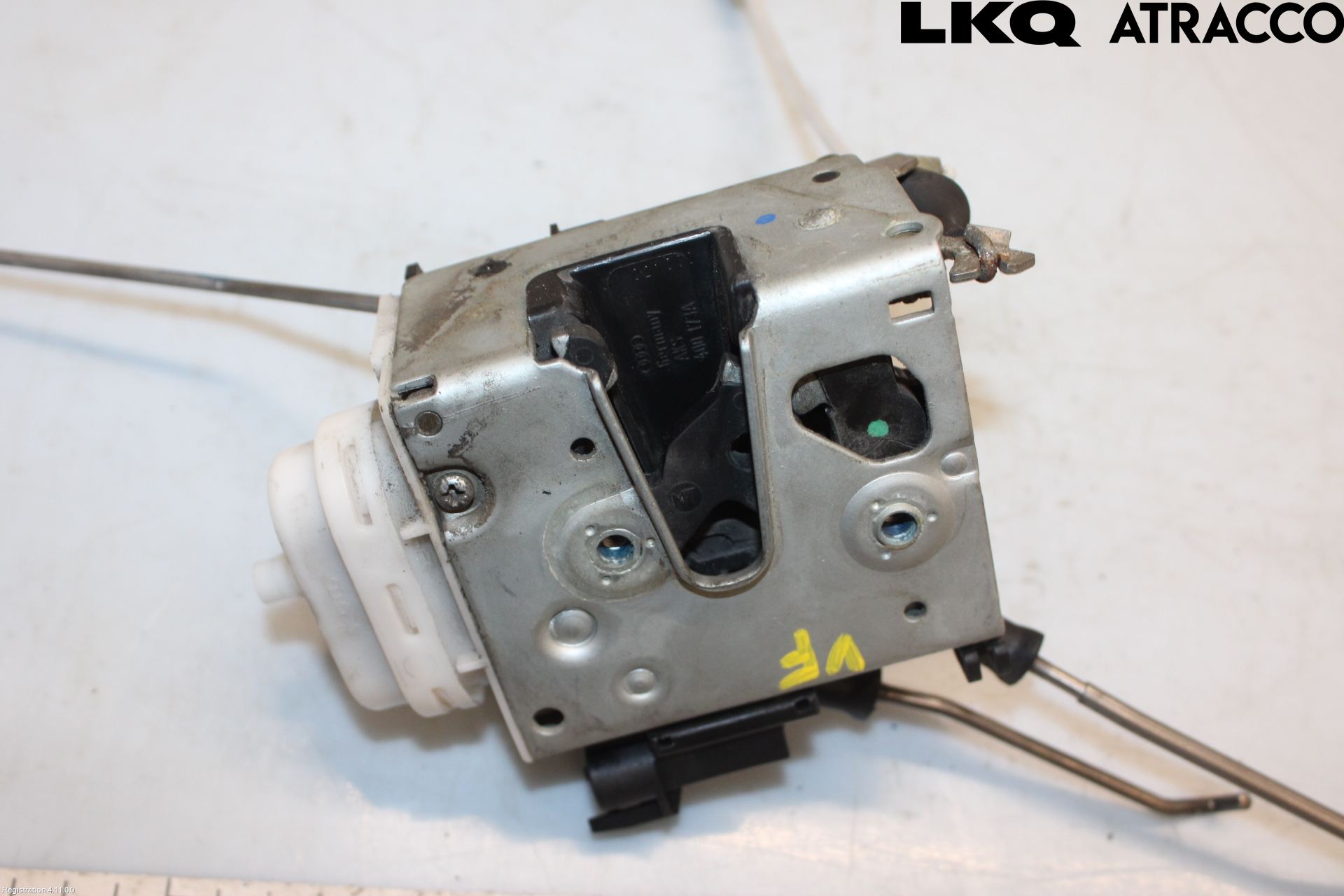 Audi A8/S8 4D 94-02 Låskista-Dörrlås