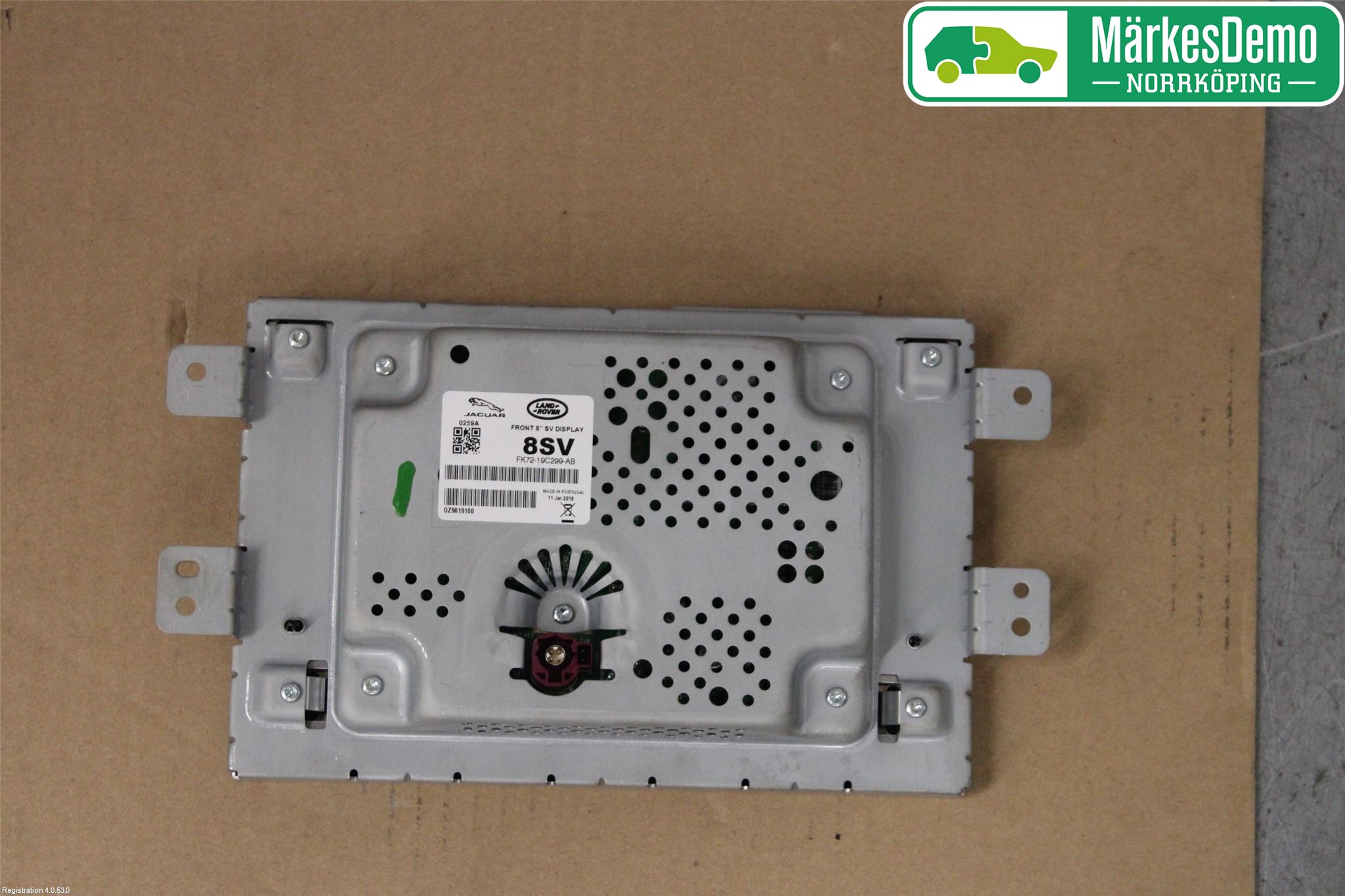 Jaguar XE (X760) 15-24 Multifunktionsdisplay