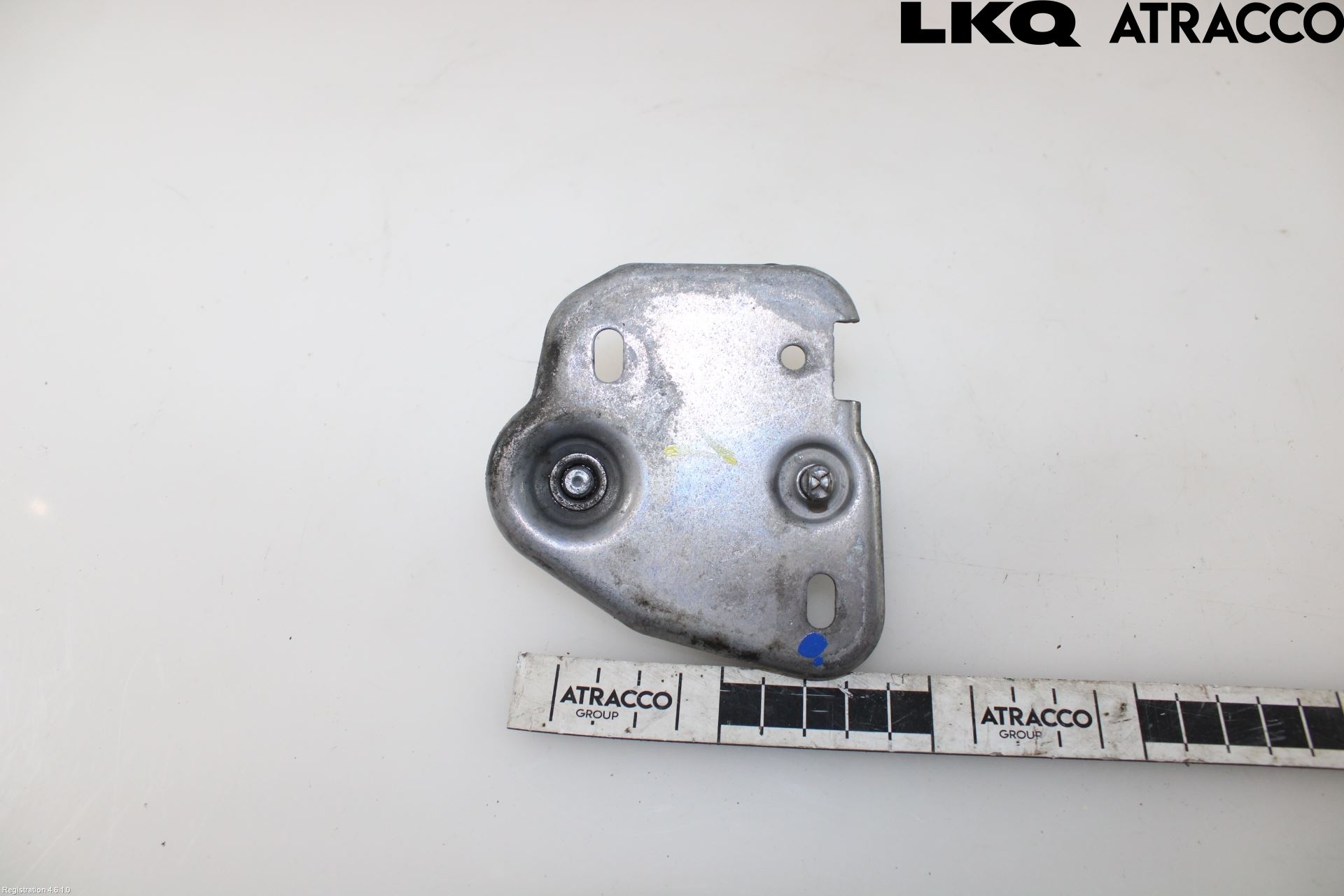 Skoda SUPERB 16-24 Huv Spärr