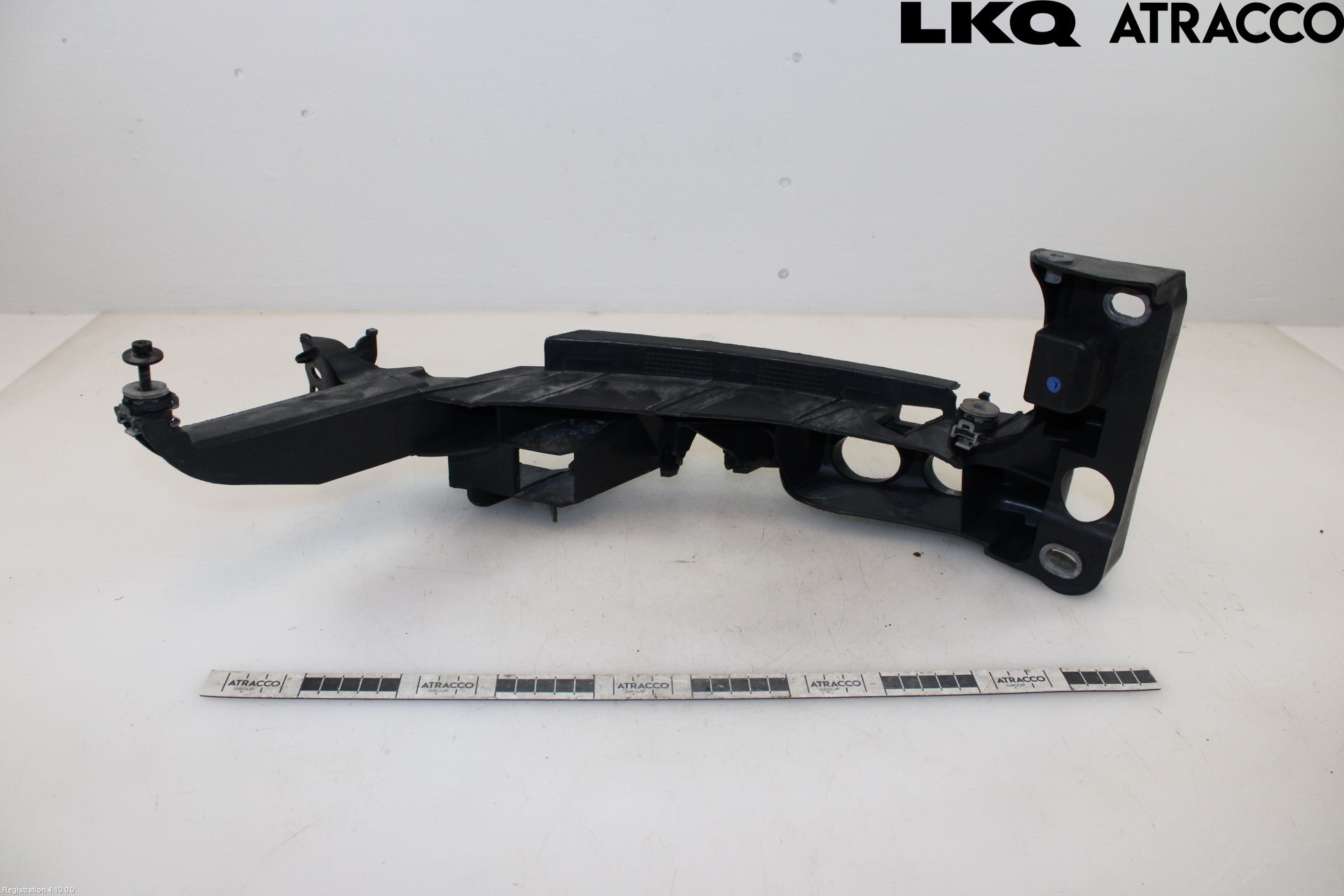 Audi A3/S3 05-13 Strålkast Fästsarg