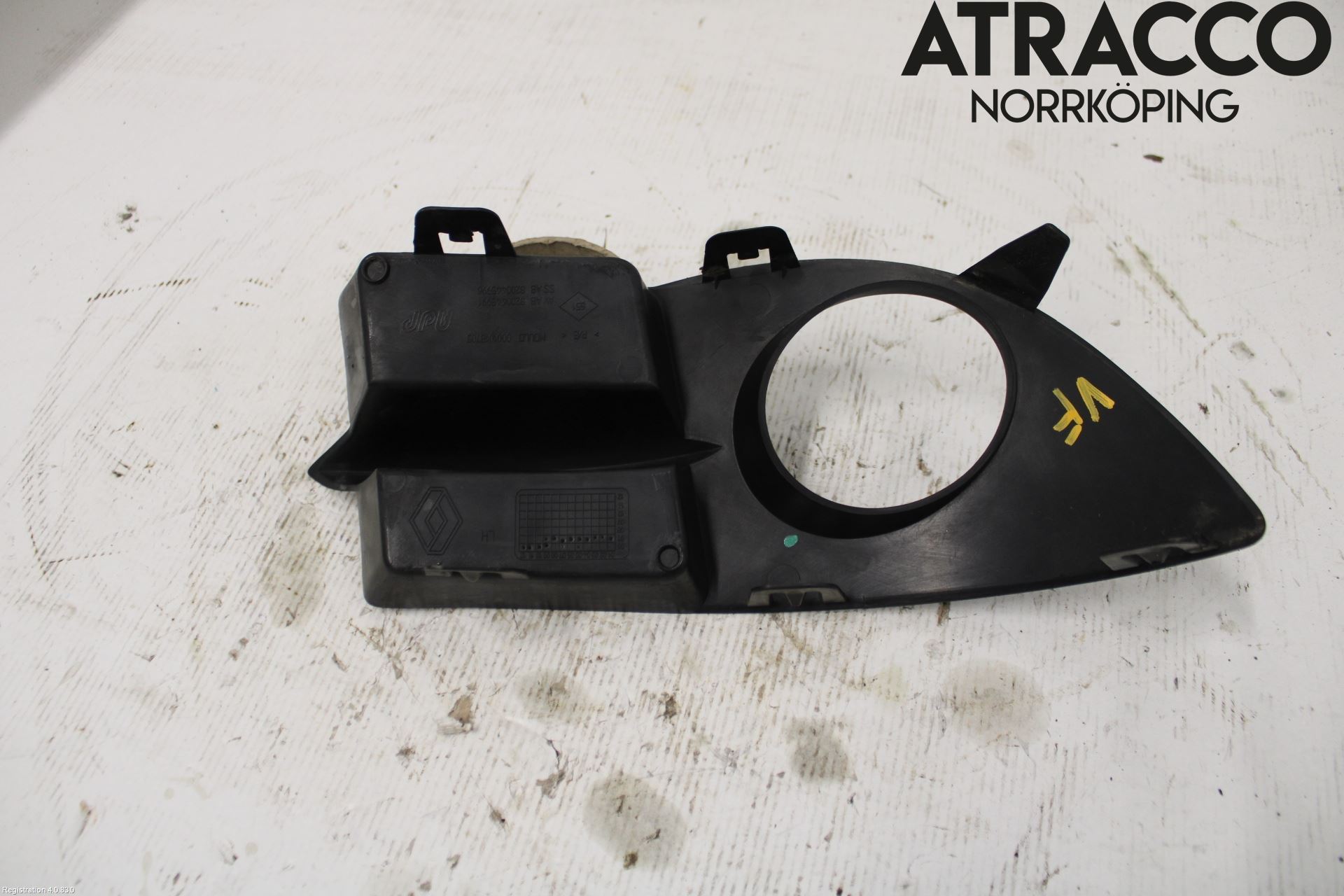 Renault CLIO II 01-08 Dimljussarg Fram