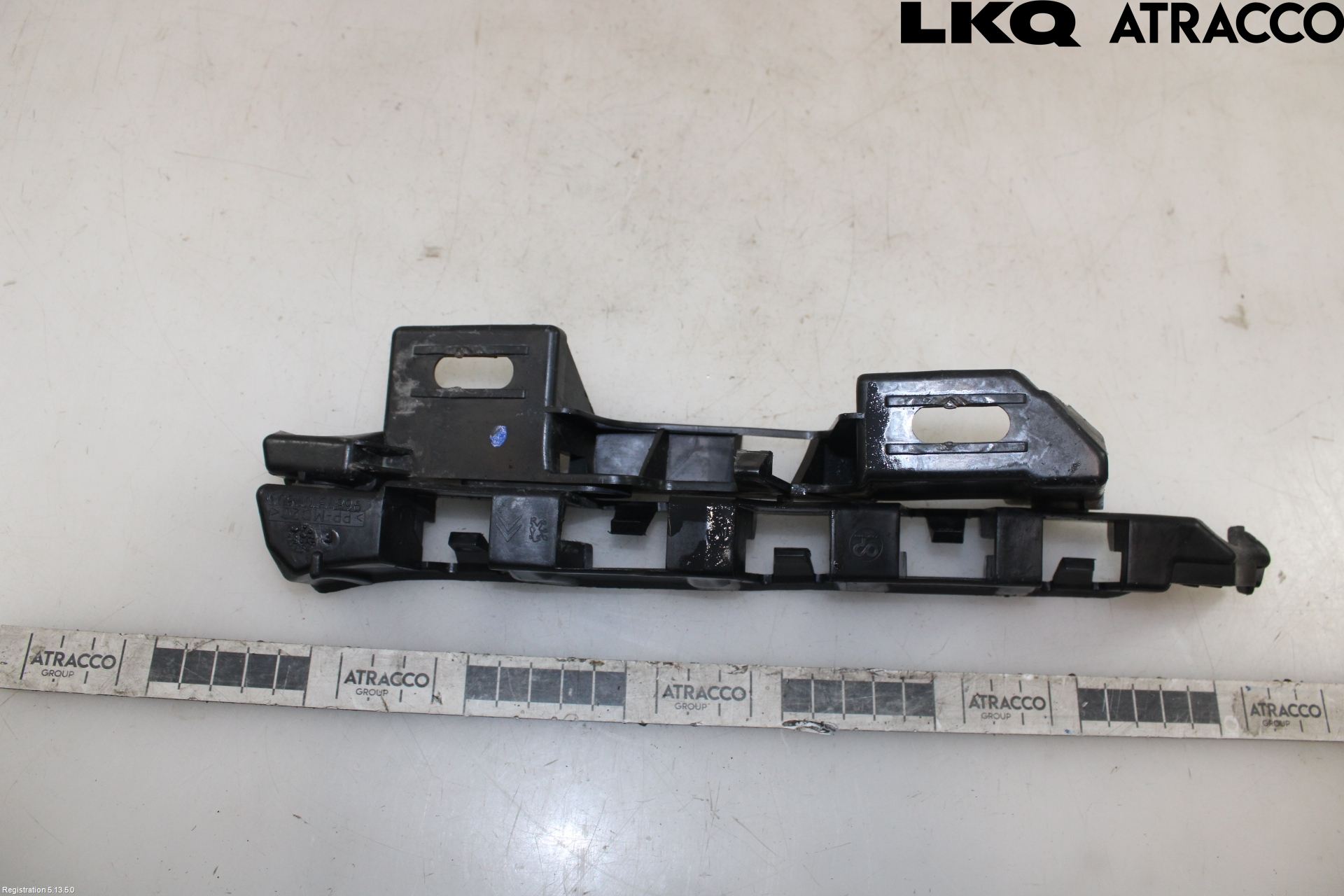 Citroen C4 I   05-10 Stötfångarfäste Fram Vä