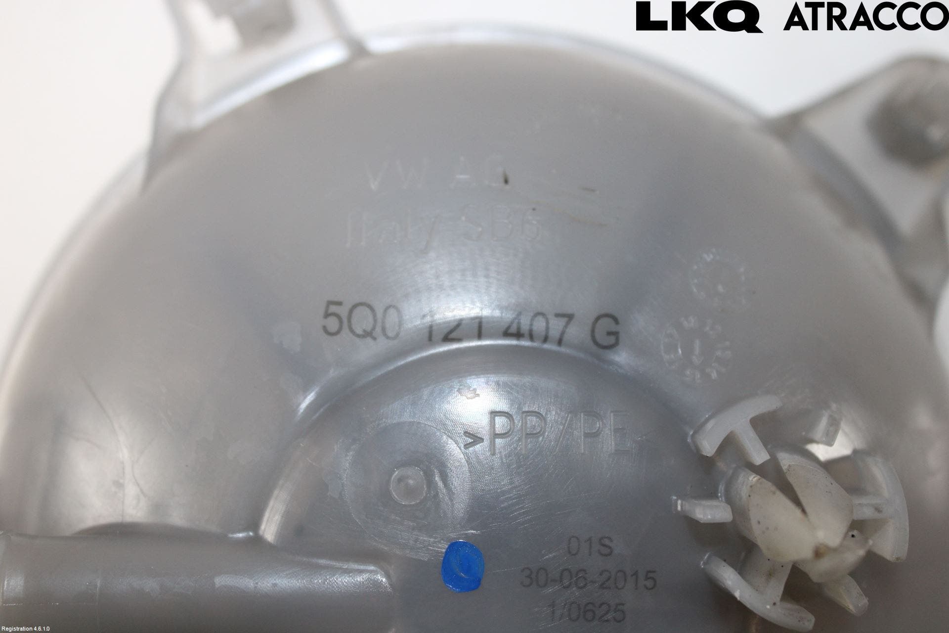 Volkswagen VW PASSAT 15-19 Expansionstank