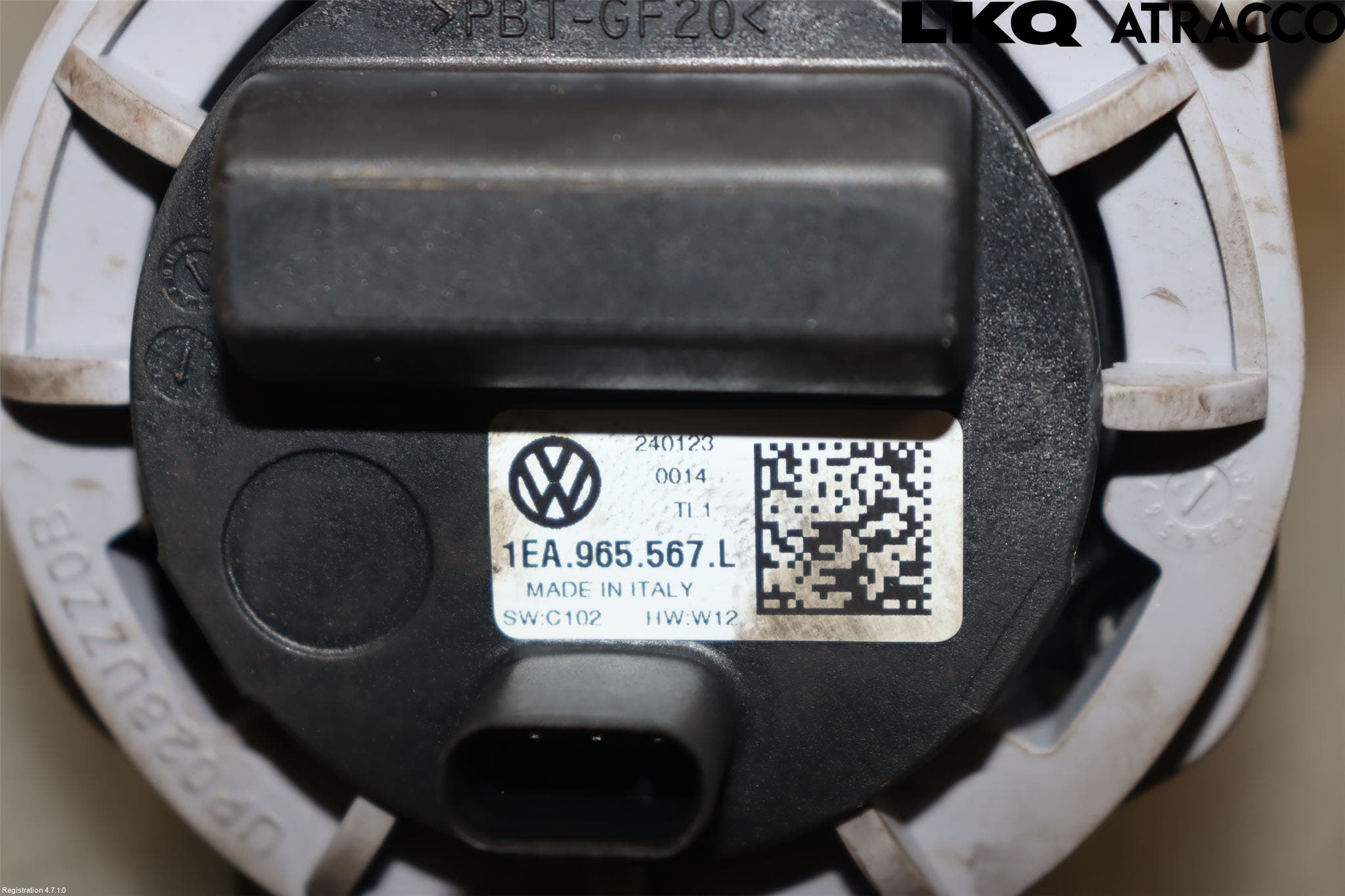 Audi Q4 E-TRON FZ 22- Vattenpump