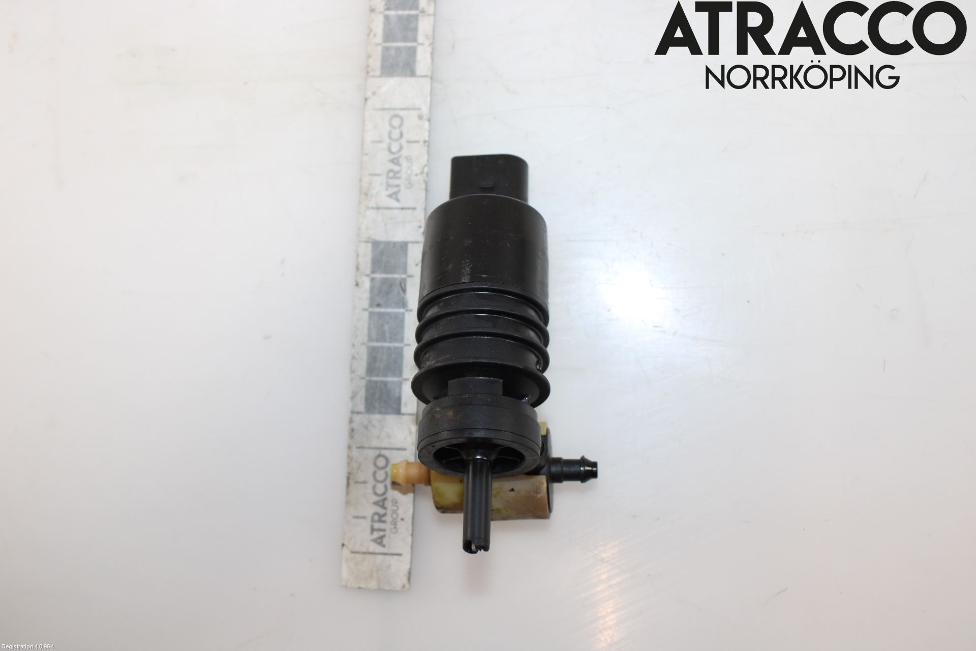 Volkswagen VW PASSAT 11-14 Spolarpump Vindruta