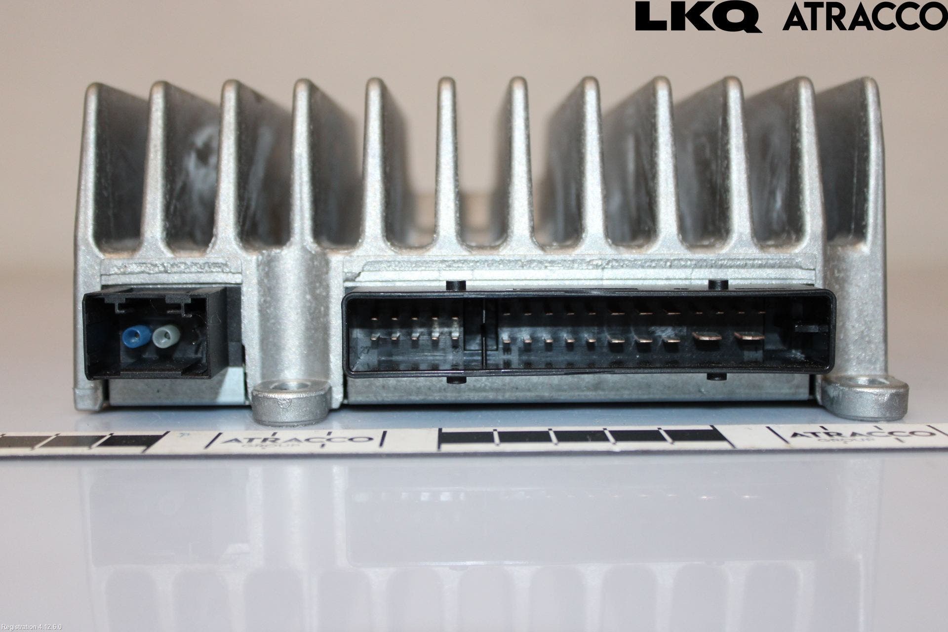 Mercedes-Benz MB E-KLASS (W212) 09-16 Radio-Stereo Förstärkare