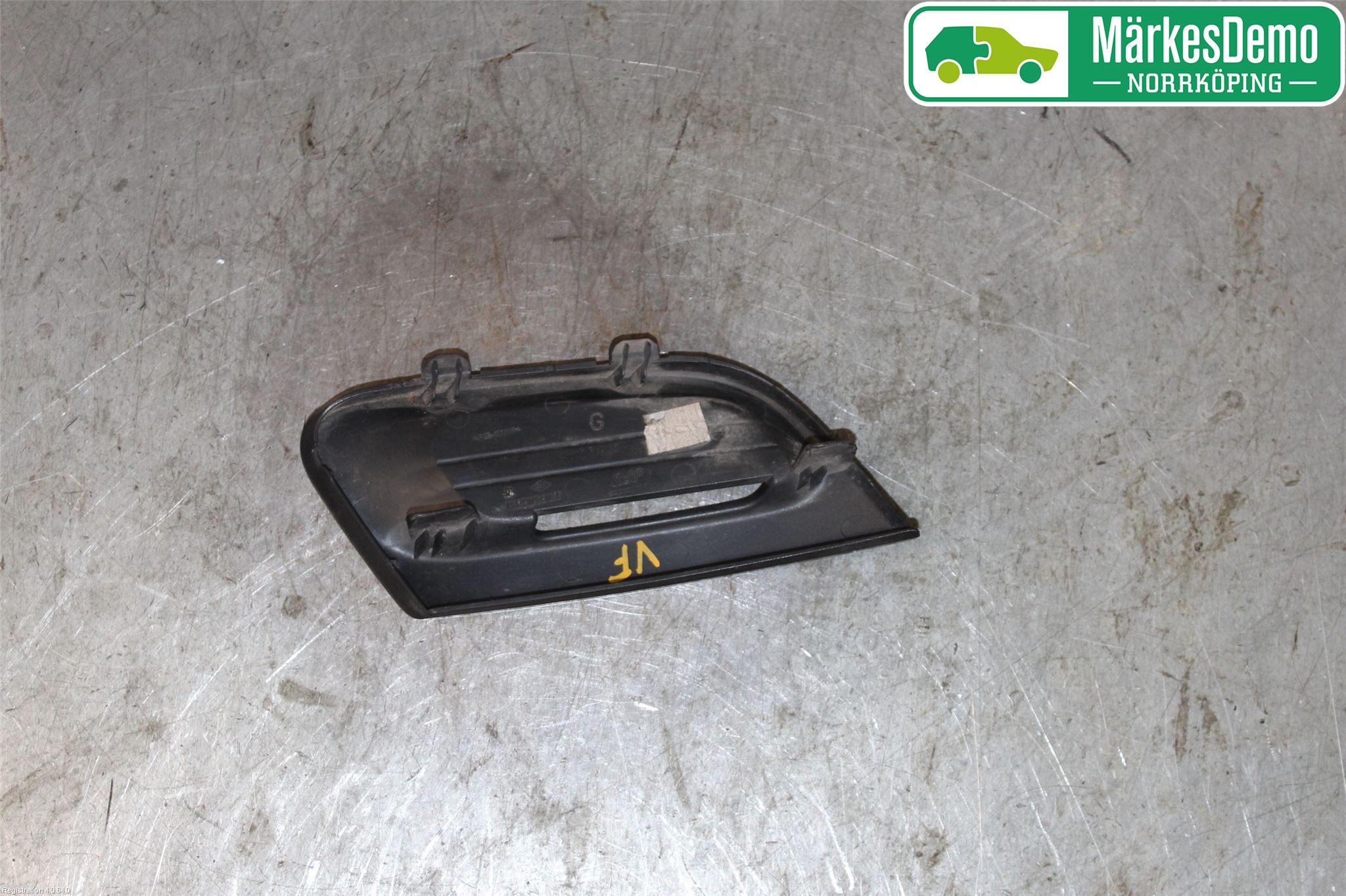 Renault TWINGO II 07-16 Grilldel Vänster