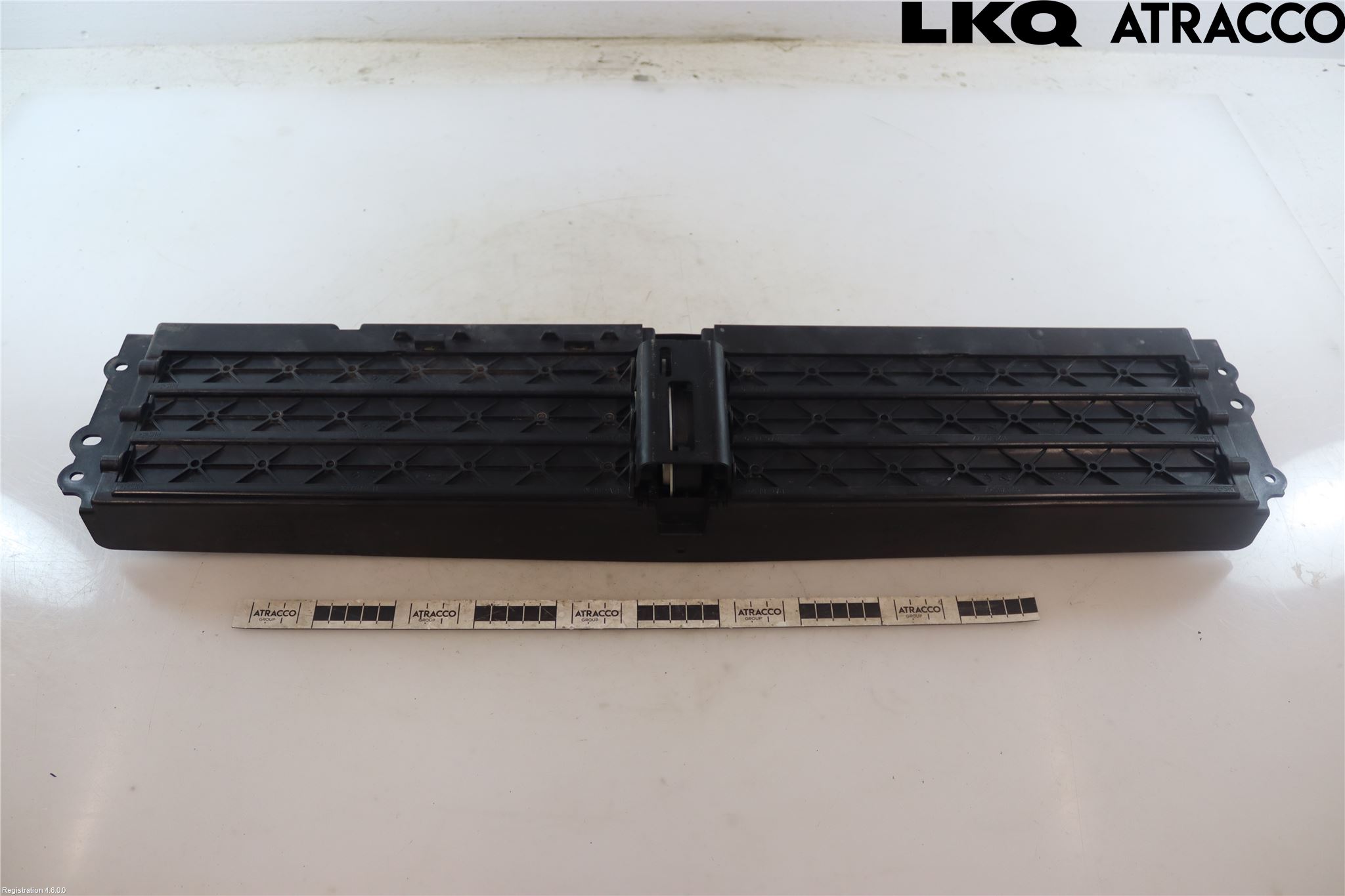 Jaguar I-PACE 18- Deflektor Plåt-Plast Kylning