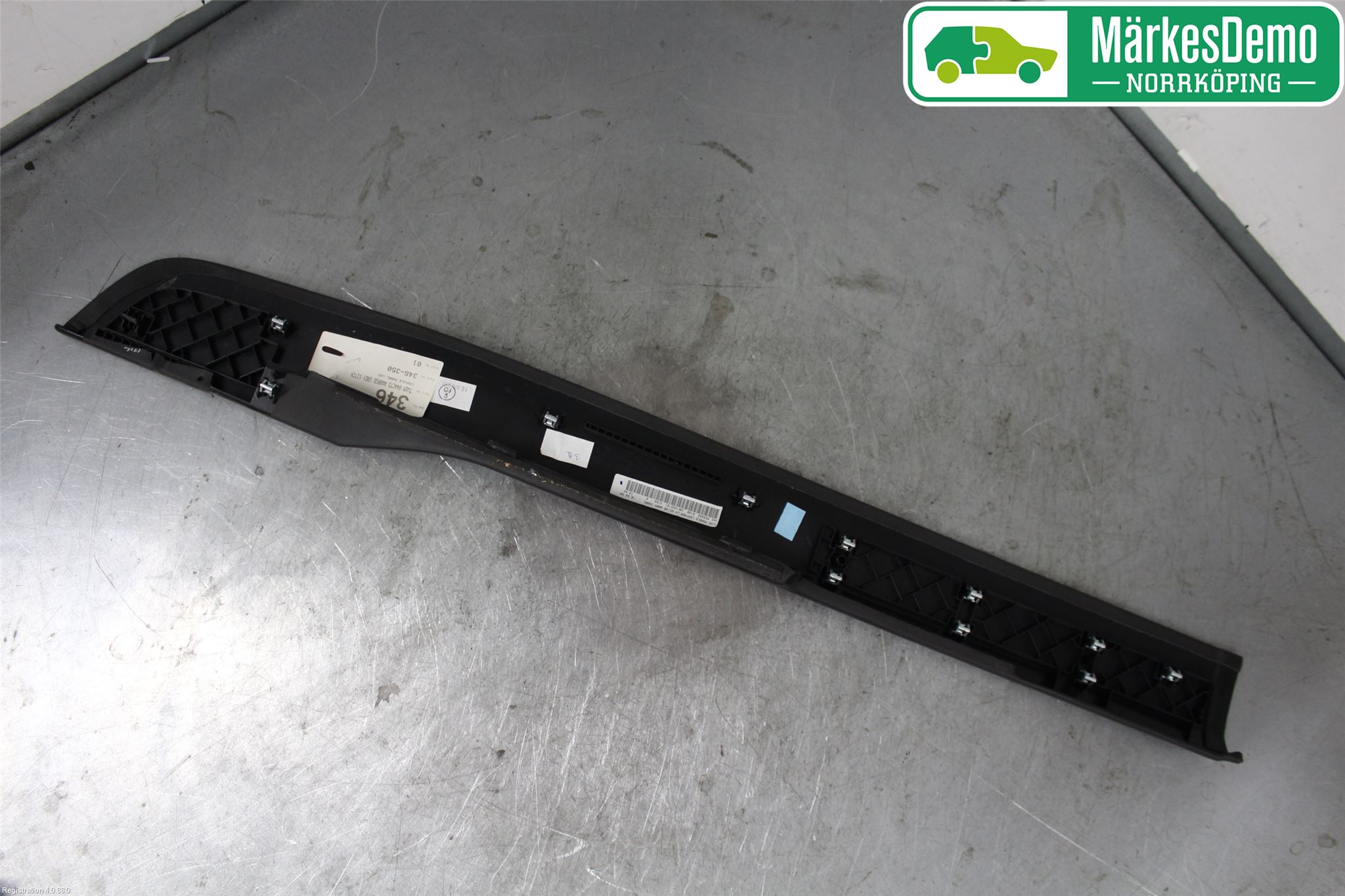 Jaguar XK/XKR 06-14 Instrumentkonsoll Mitt