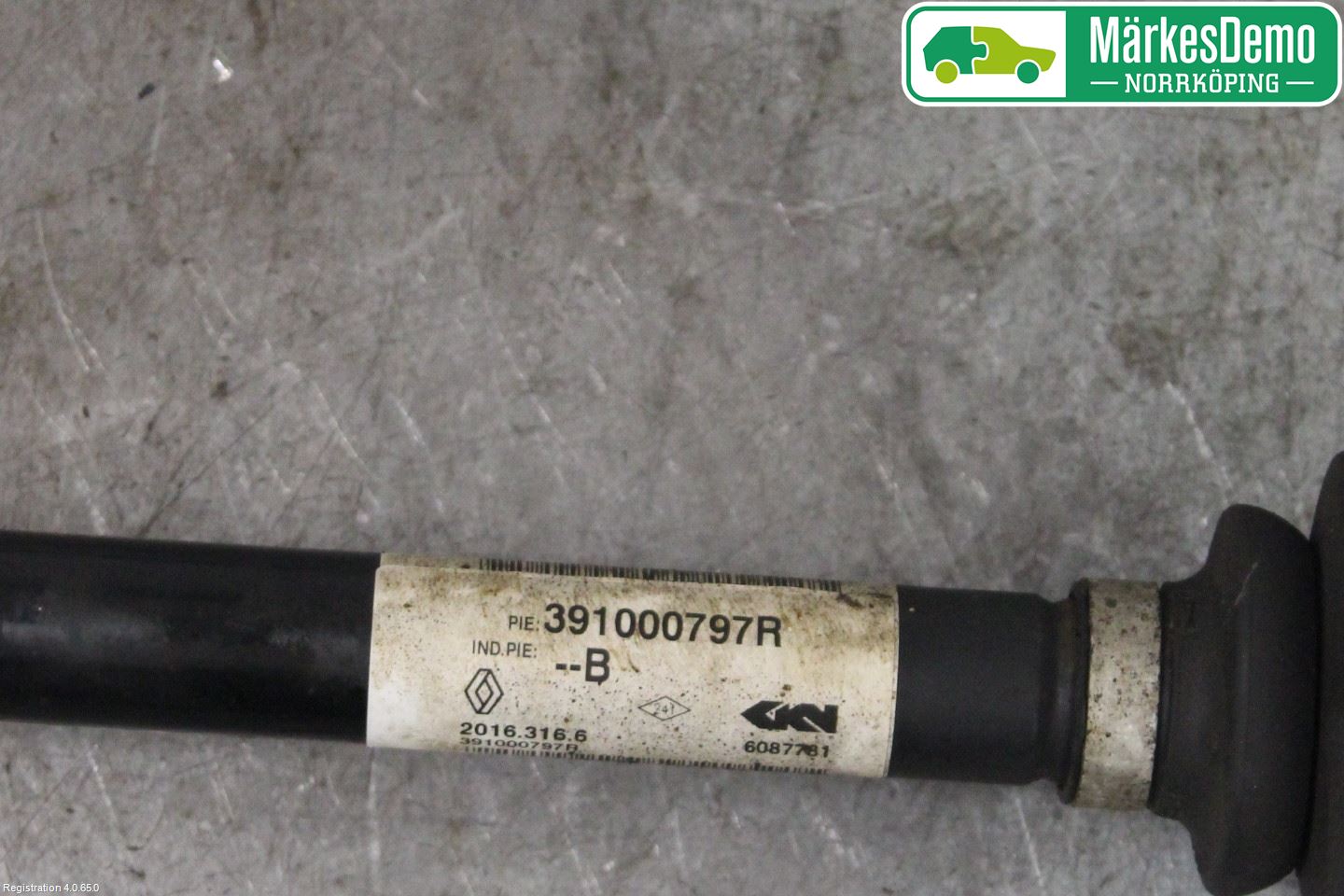 Renault KADJAR 15- Drivaxel Fram Höger