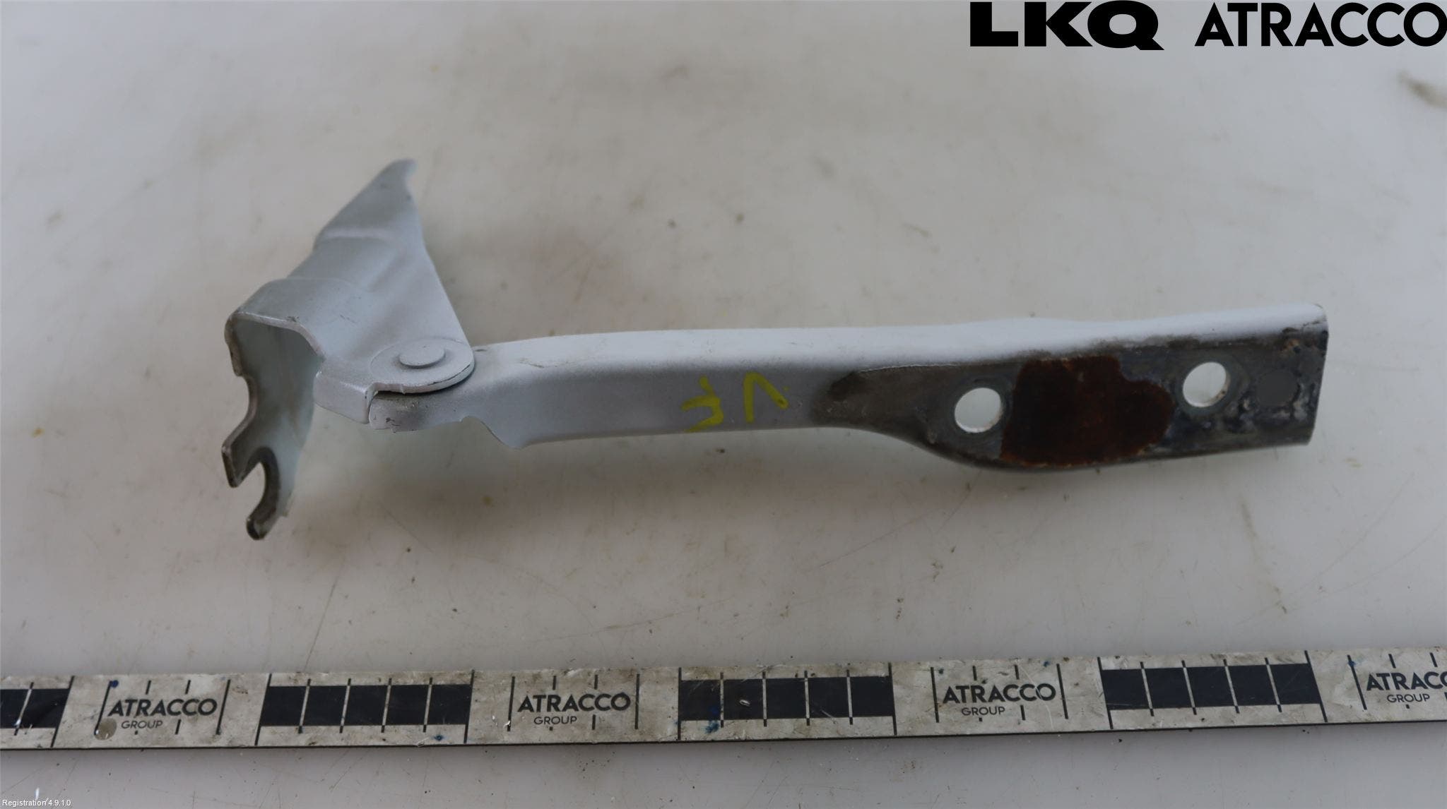 Volkswagen VW POLO 10-17 Huvgångjärn