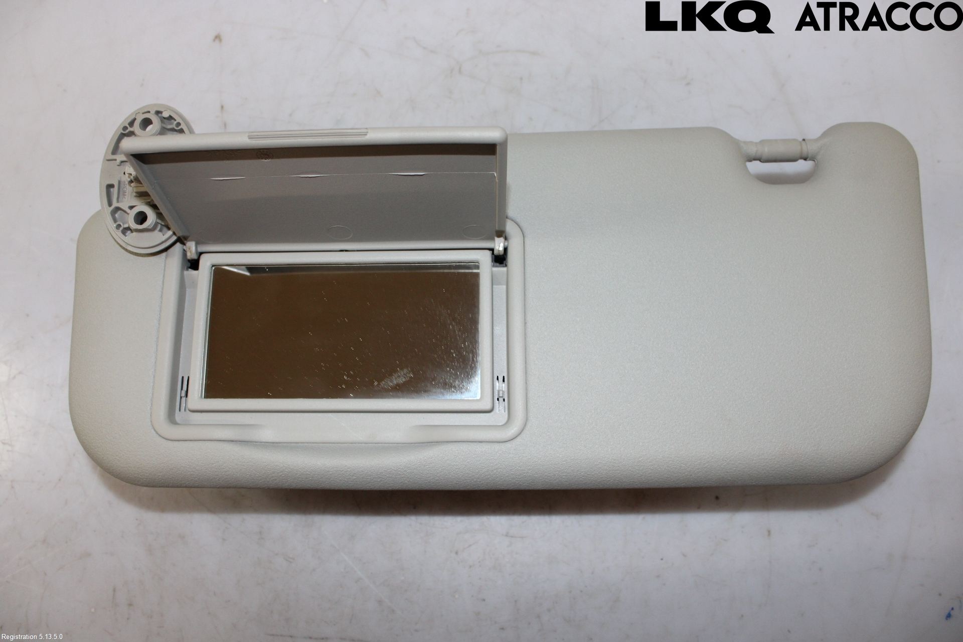 Toyota YARIS XP130 12-14 Solskydd