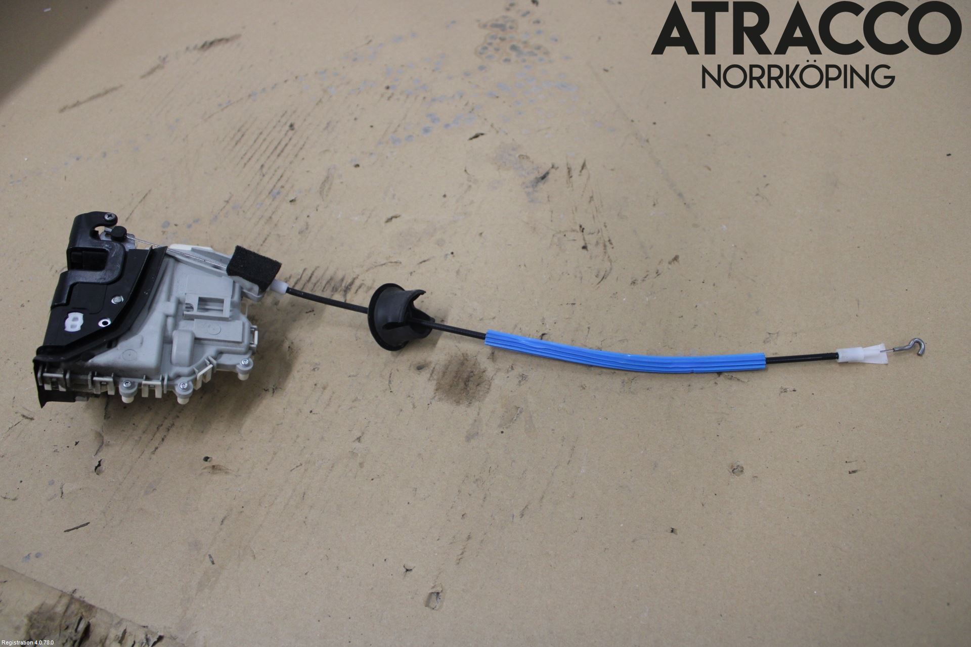 Audi A4 12-15 Låskista-Dörrlås