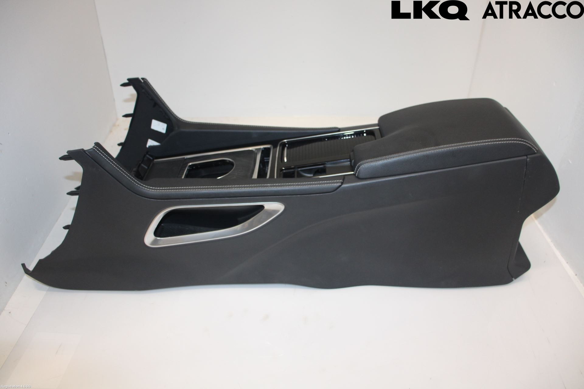 Jaguar F-PACE Instrumentkonsoll Mitt