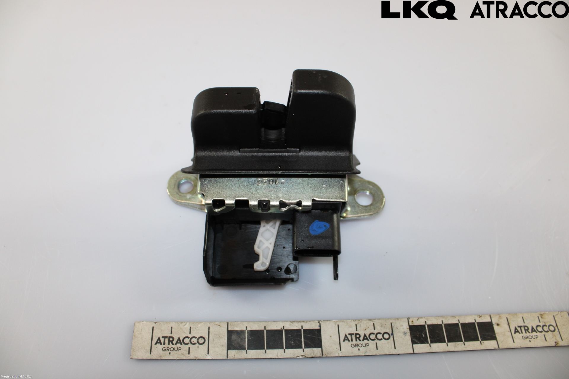 Volkswagen VW GOLF / E-GOLF VIII 20- Låskista Baklucka