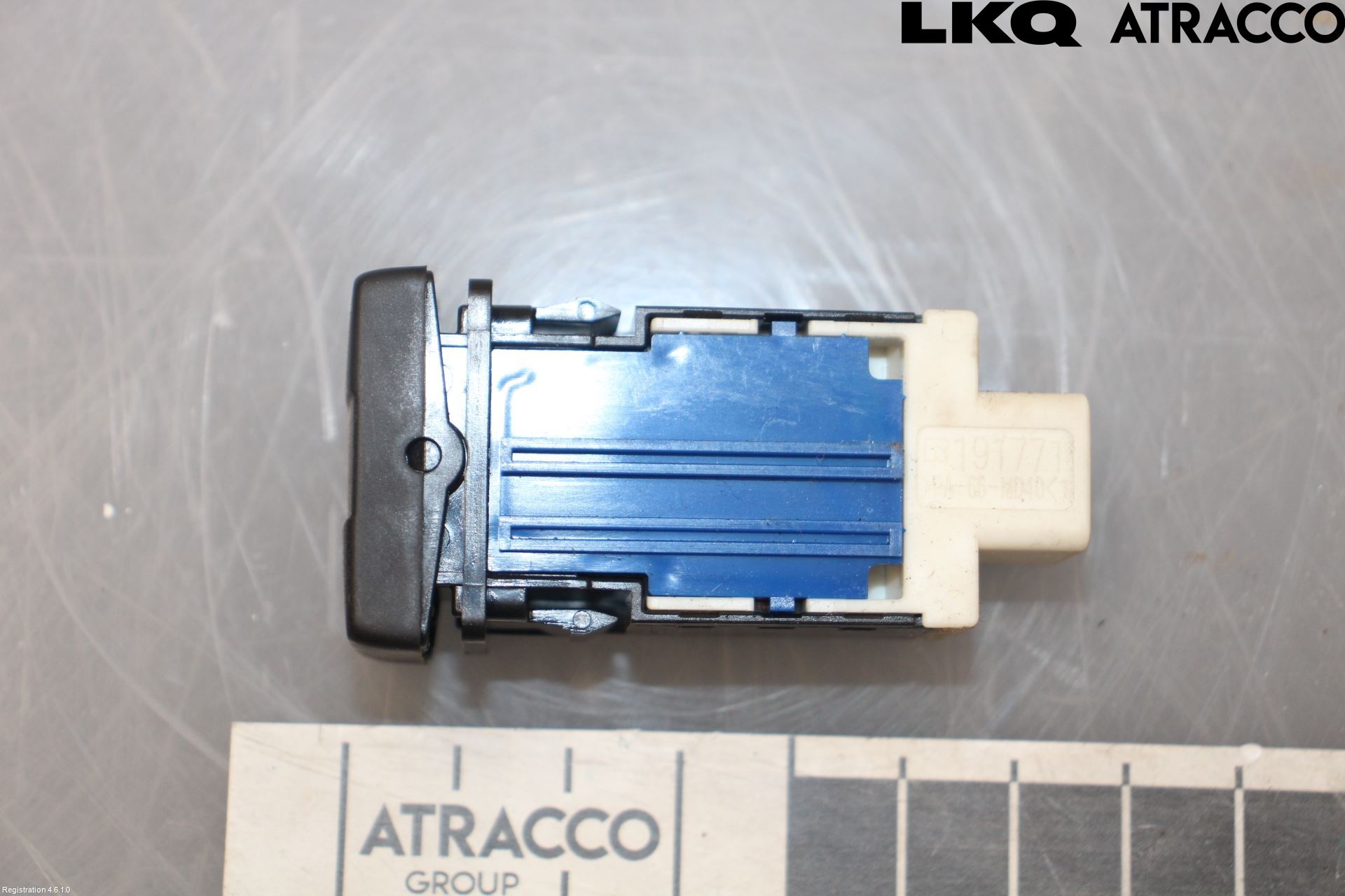 Toyota RAV4 13-18 Strömställare Stolvärme